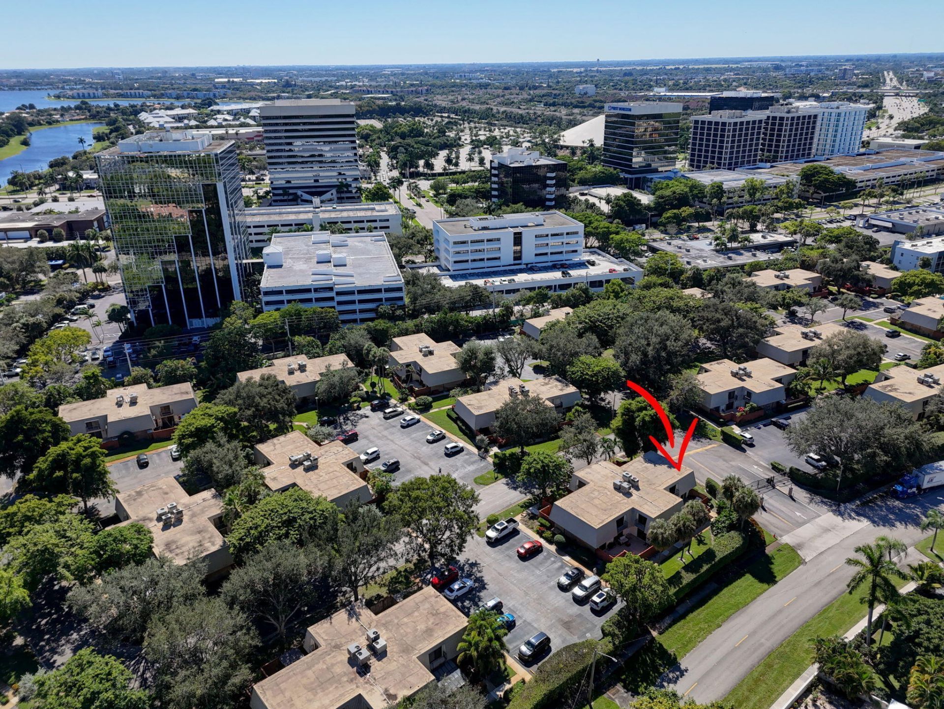 1700 Embassy Drive, Unit 103, West Palm Beach, FL 33401 Photo