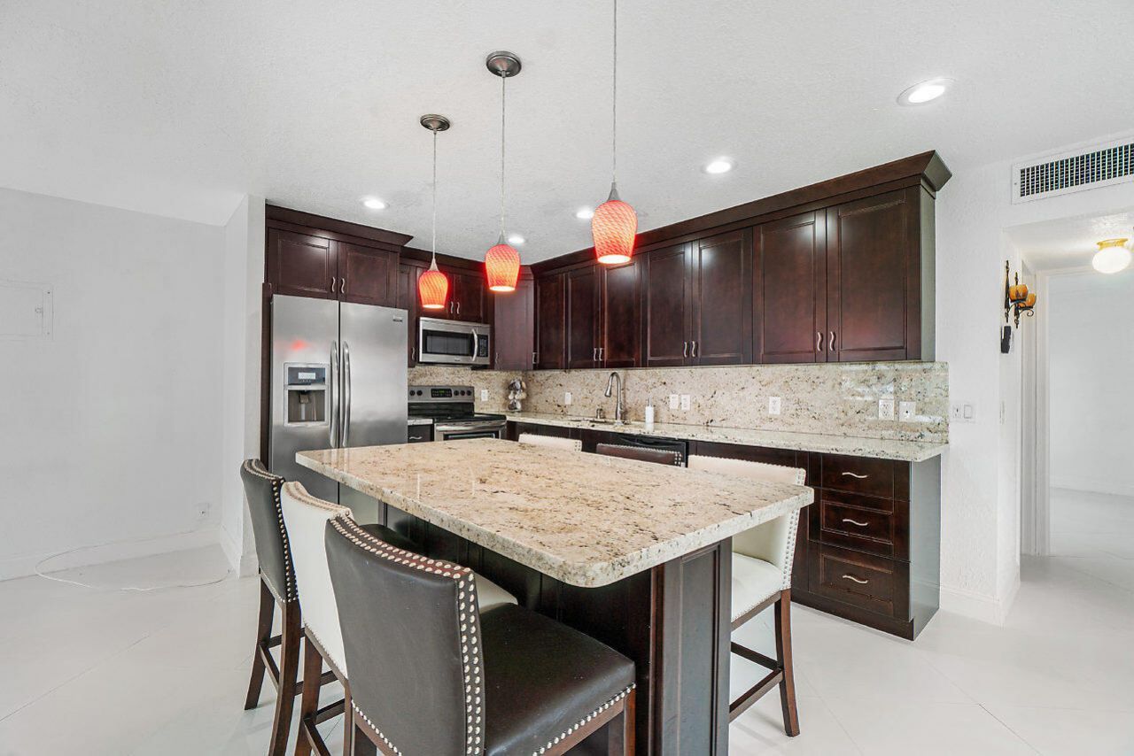 143 Seville E, Delray Beach, FL 33446 Photo