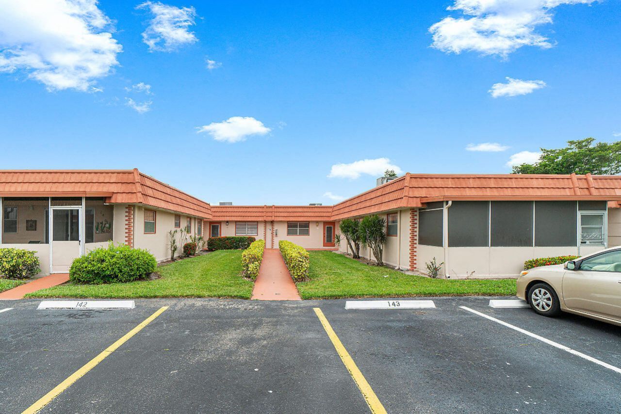 143 Seville E, Delray Beach, FL 33446 Photo