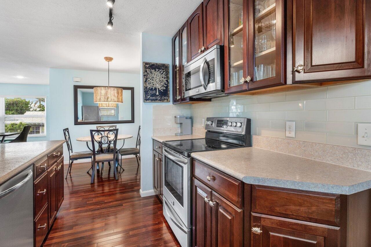 1015 Ingraham Avenue, Unit 2, Delray Beach, FL 33483 Photo