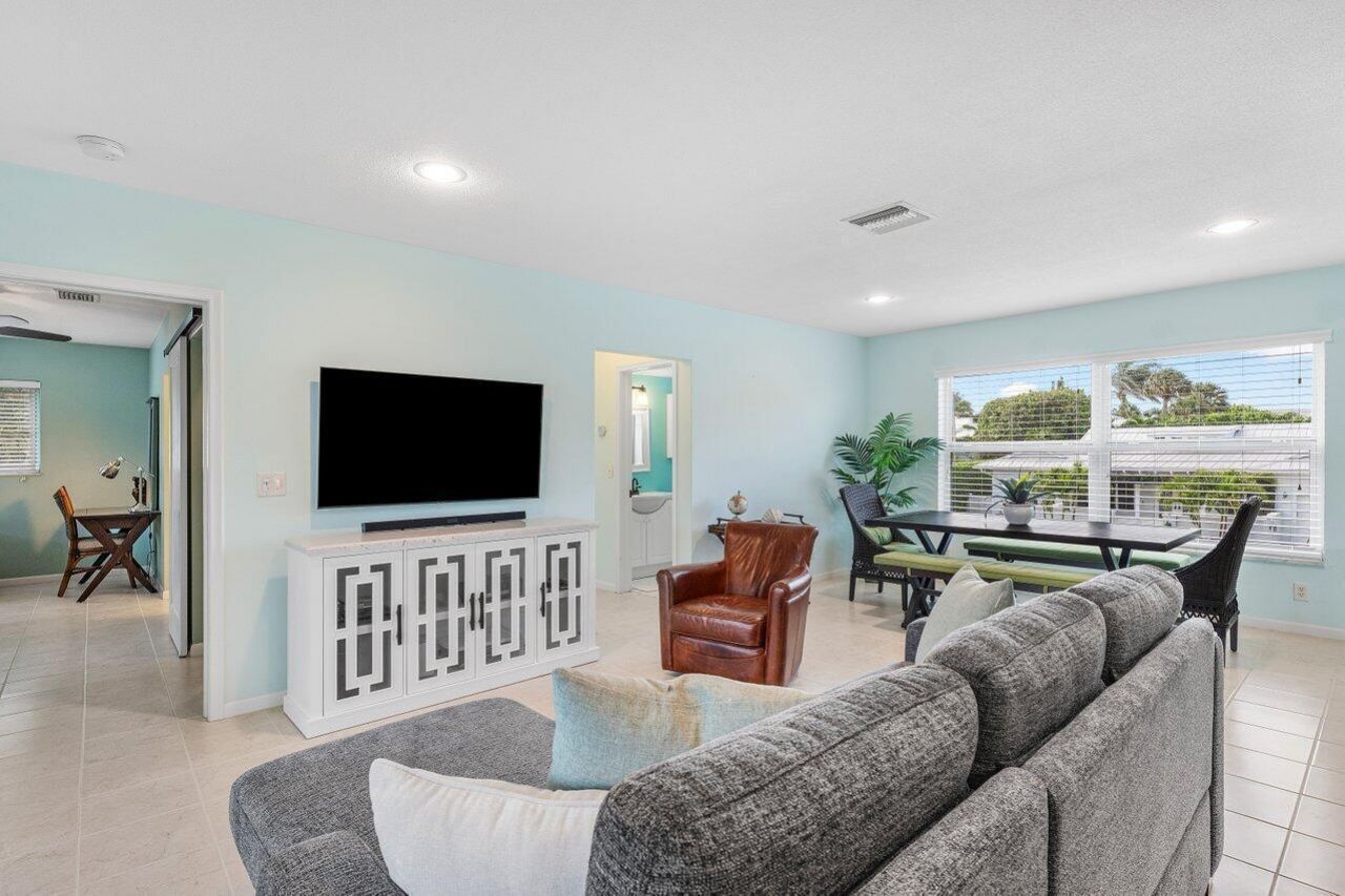 1015 Ingraham Avenue, Unit 2, Delray Beach, FL 33483 Photo
