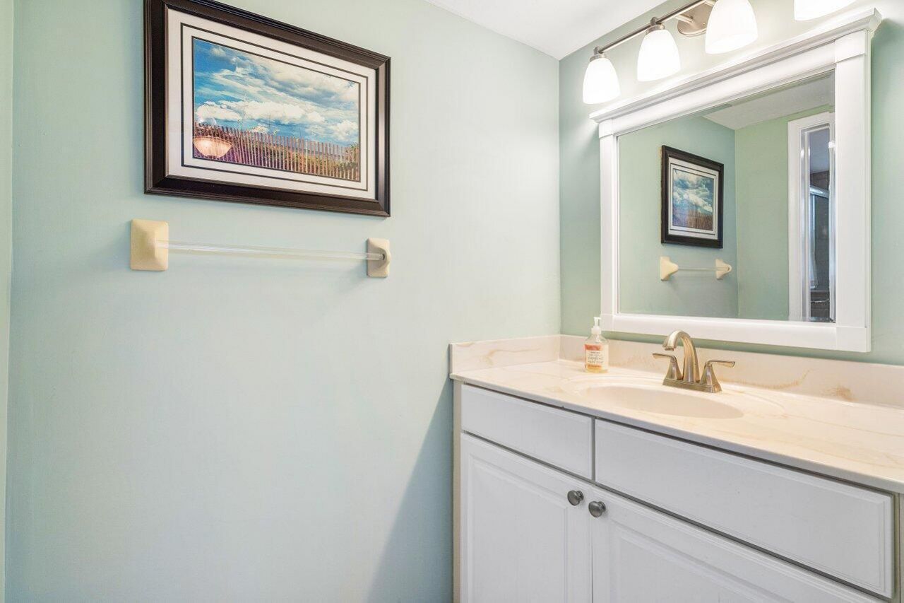 1015 Ingraham Avenue, Unit 2, Delray Beach, FL 33483 Photo