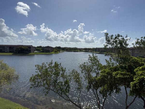 1001 SW 141st Avenue, Unit 408K, Pembroke Pines, FL 33027