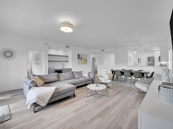 210 Captains Walk, Unit 701, Delray Beach, FL 33483