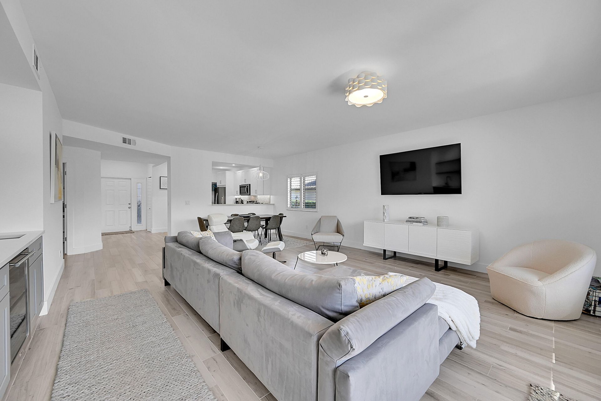 210 Captains Walk, Unit 701, Delray Beach, FL 33483 Photo