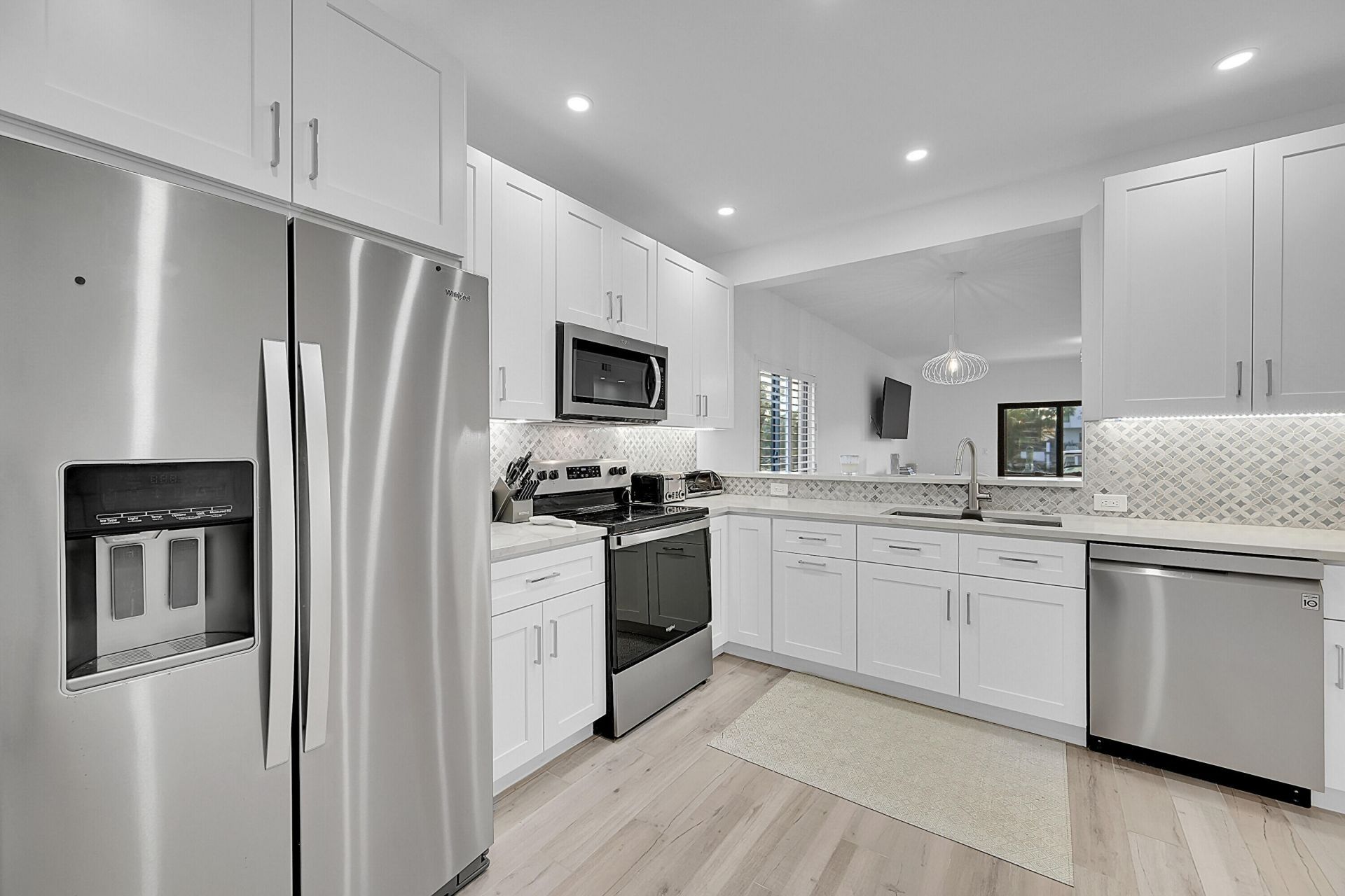 210 Captains Walk, Unit 701, Delray Beach, FL 33483 Photo