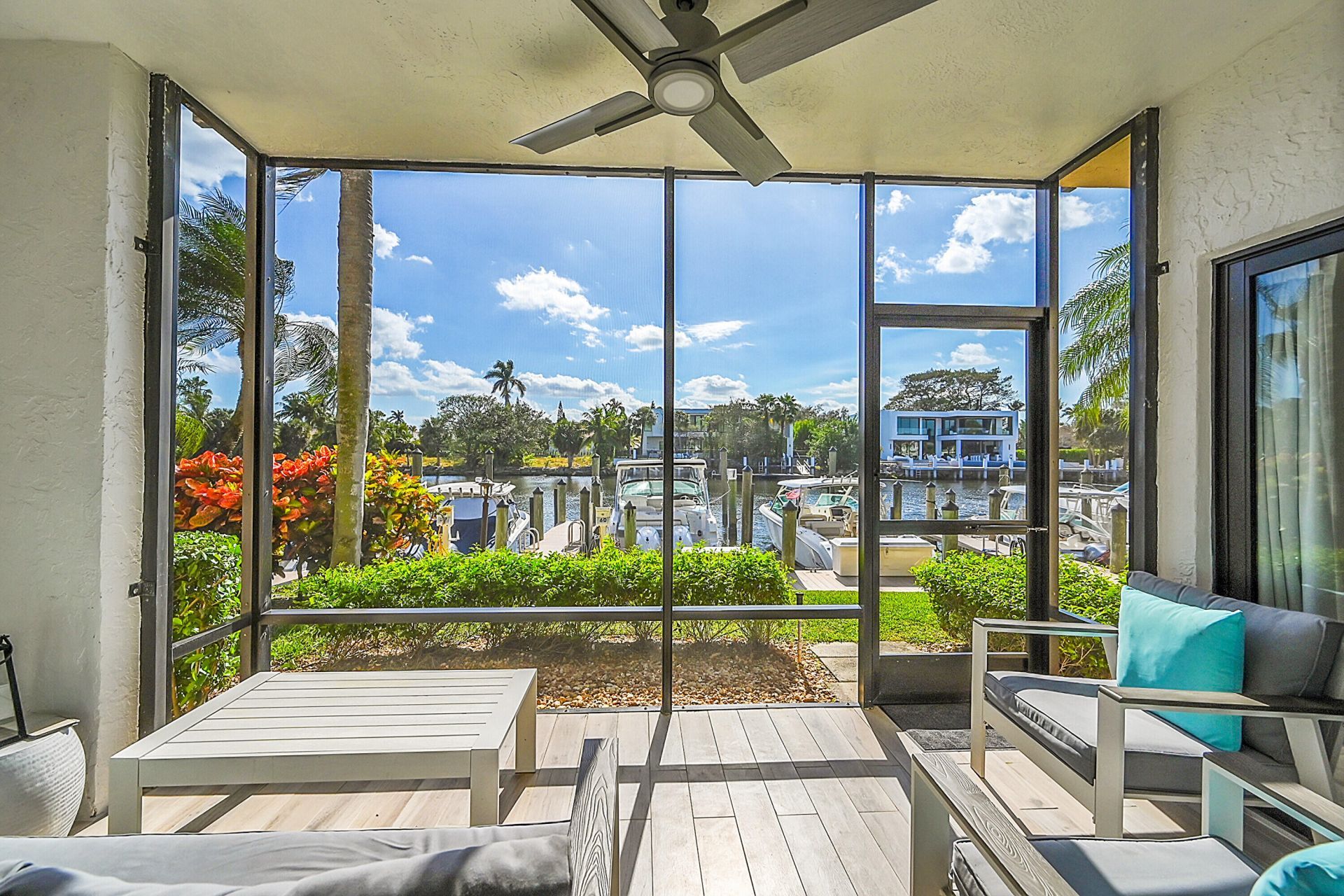 210 Captains Walk, Unit 701, Delray Beach, FL 33483 Photo
