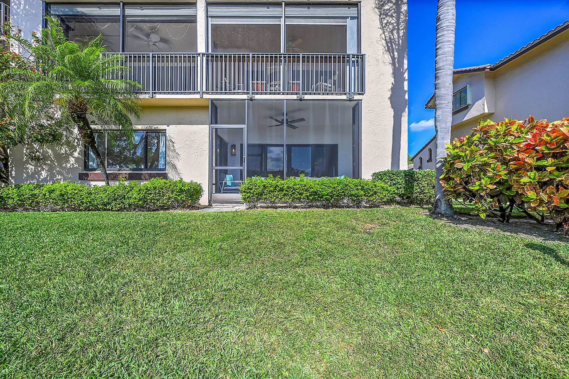 210 Captains Walk, Unit 701, Delray Beach, FL 33483 Photo