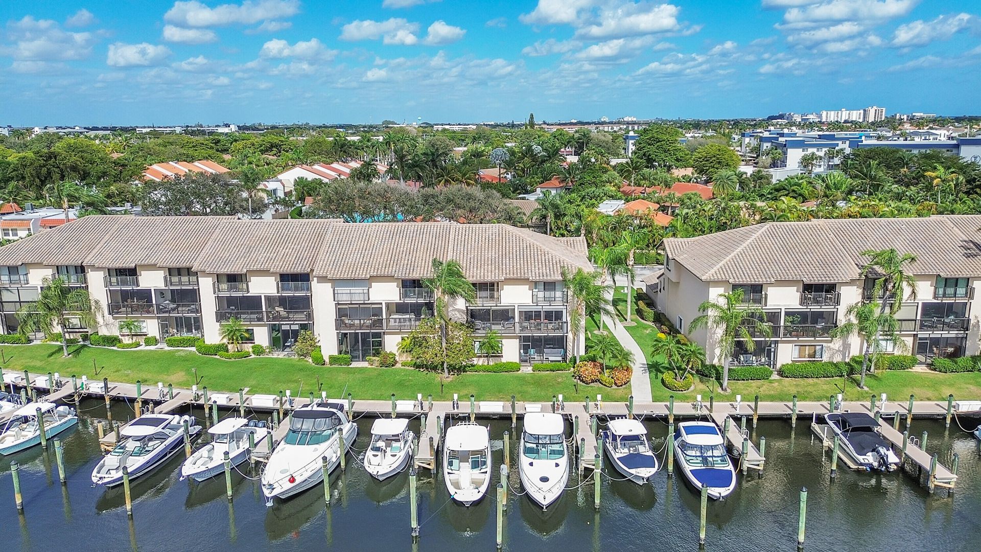 210 Captains Walk, Unit 701, Delray Beach, FL 33483 Photo