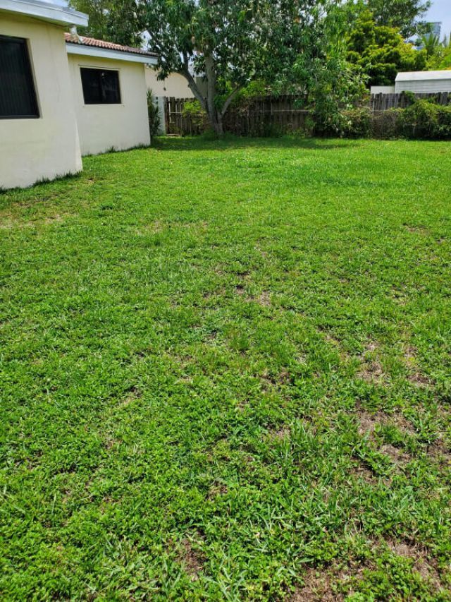 2460 NE 215th Street, Miami, FL 33180 Photo