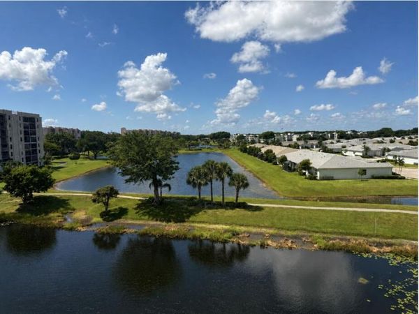 6866 HUNTINGTON Lane, Unit 504, Delray Beach, FL 33446
