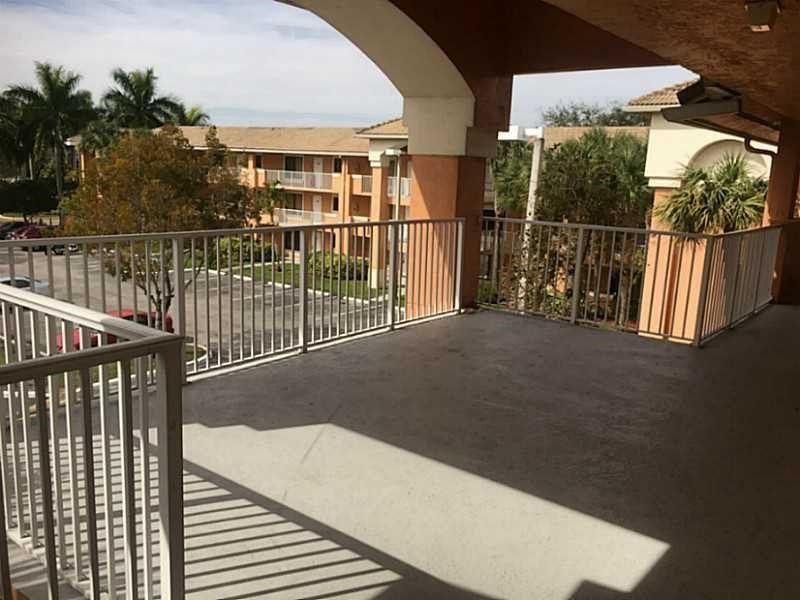 6900 SW 39th Street, Unit 311K, Davie, FL 33314 Photo