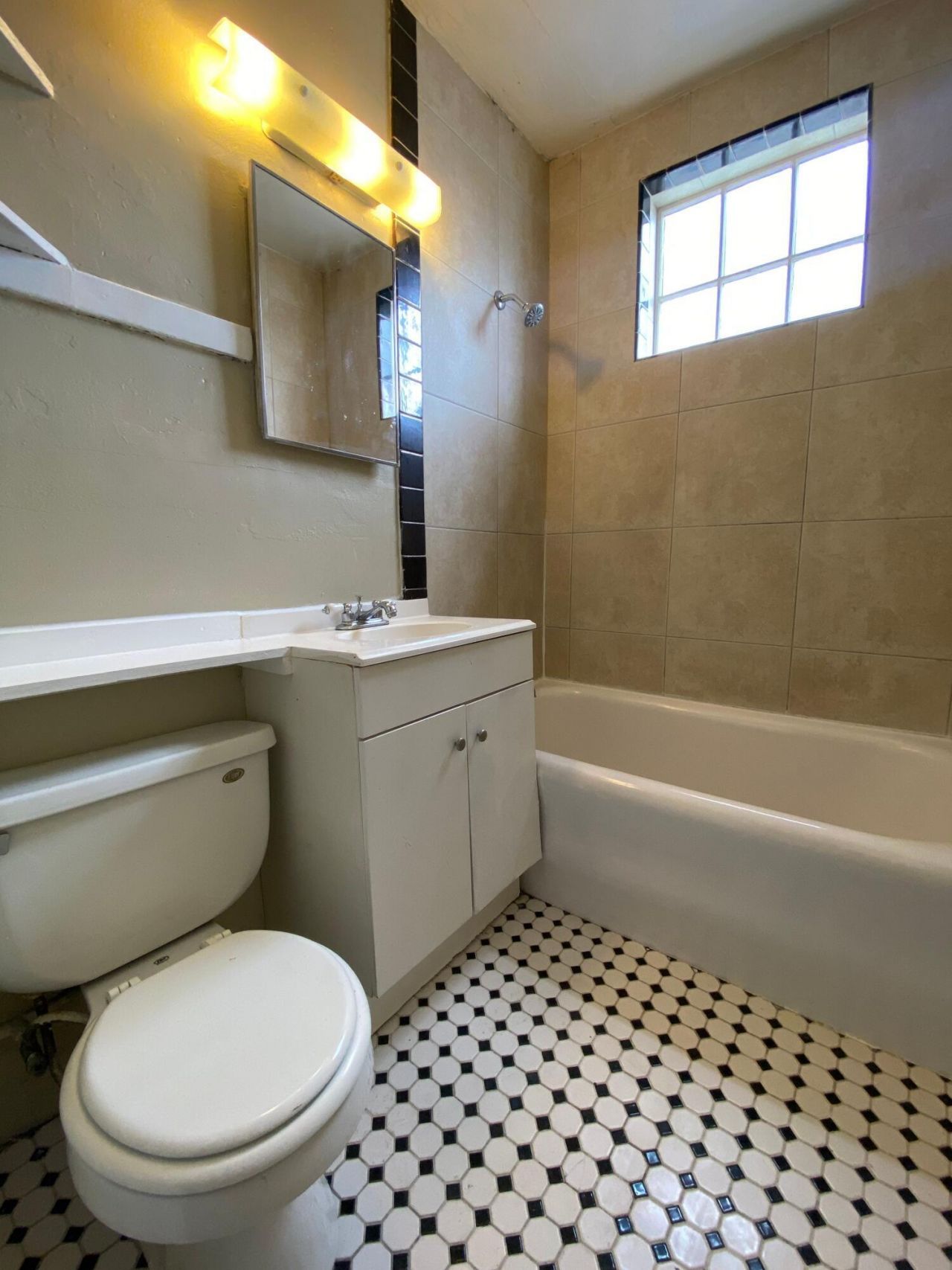 523 24th Street, Unit 8, West Palm Beach, FL 33407 Photo