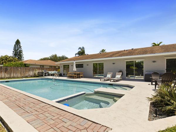 4114 BAY LAUREL Way, Boca Raton, FL 33487