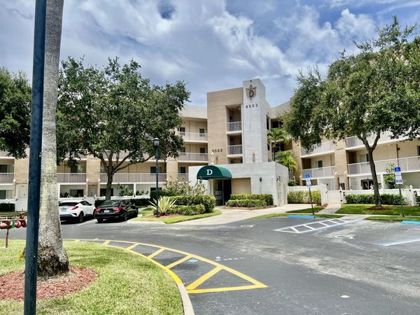 9563 Weldon Circle, Unit 304, Tamarac, FL 33321