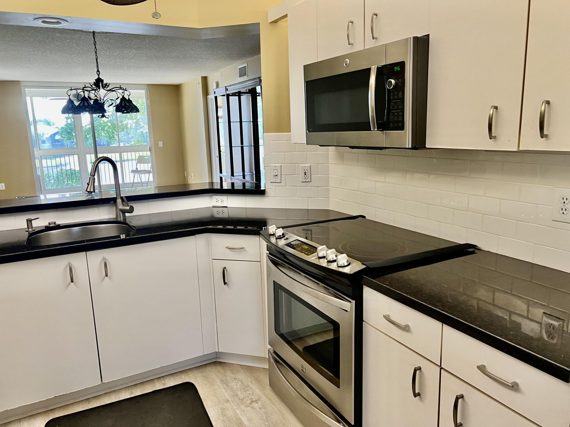 9563 Weldon Circle, Unit 304, Tamarac, FL 33321 Photo