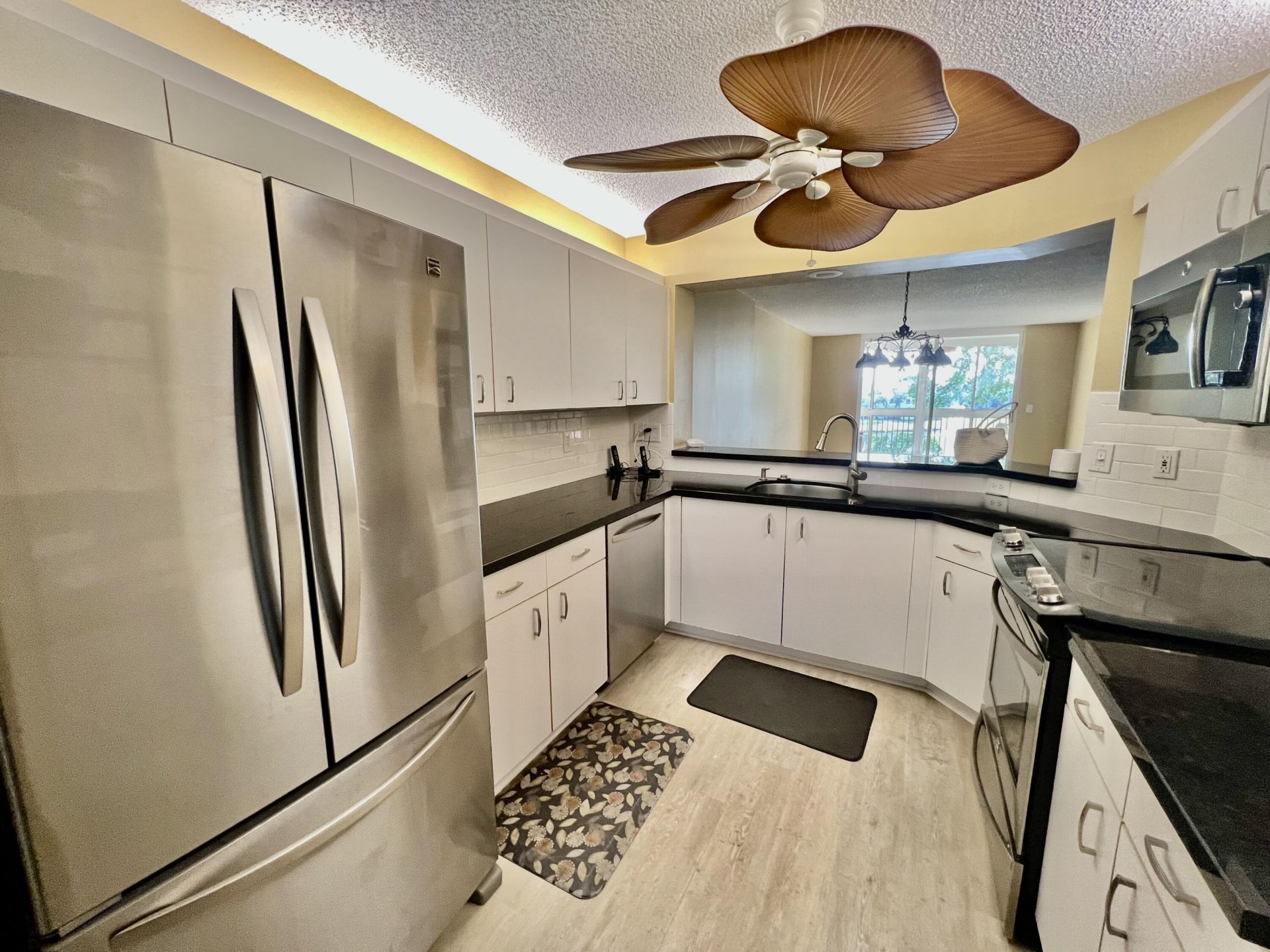 9563 Weldon Circle, Unit 304, Tamarac, FL 33321 Photo