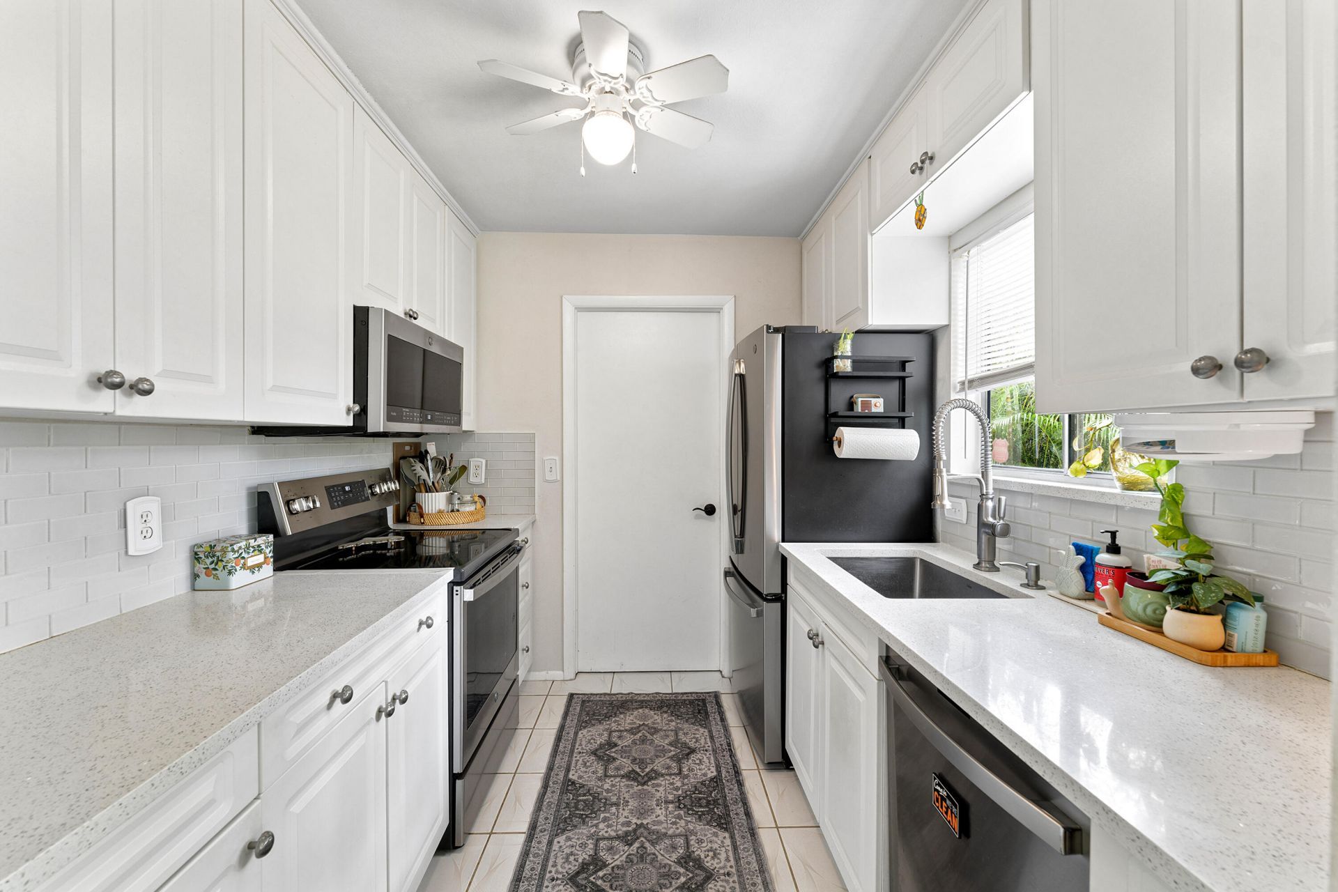 1382 SE Rivergreen Circle, Port Saint Lucie, FL 34952 Photo