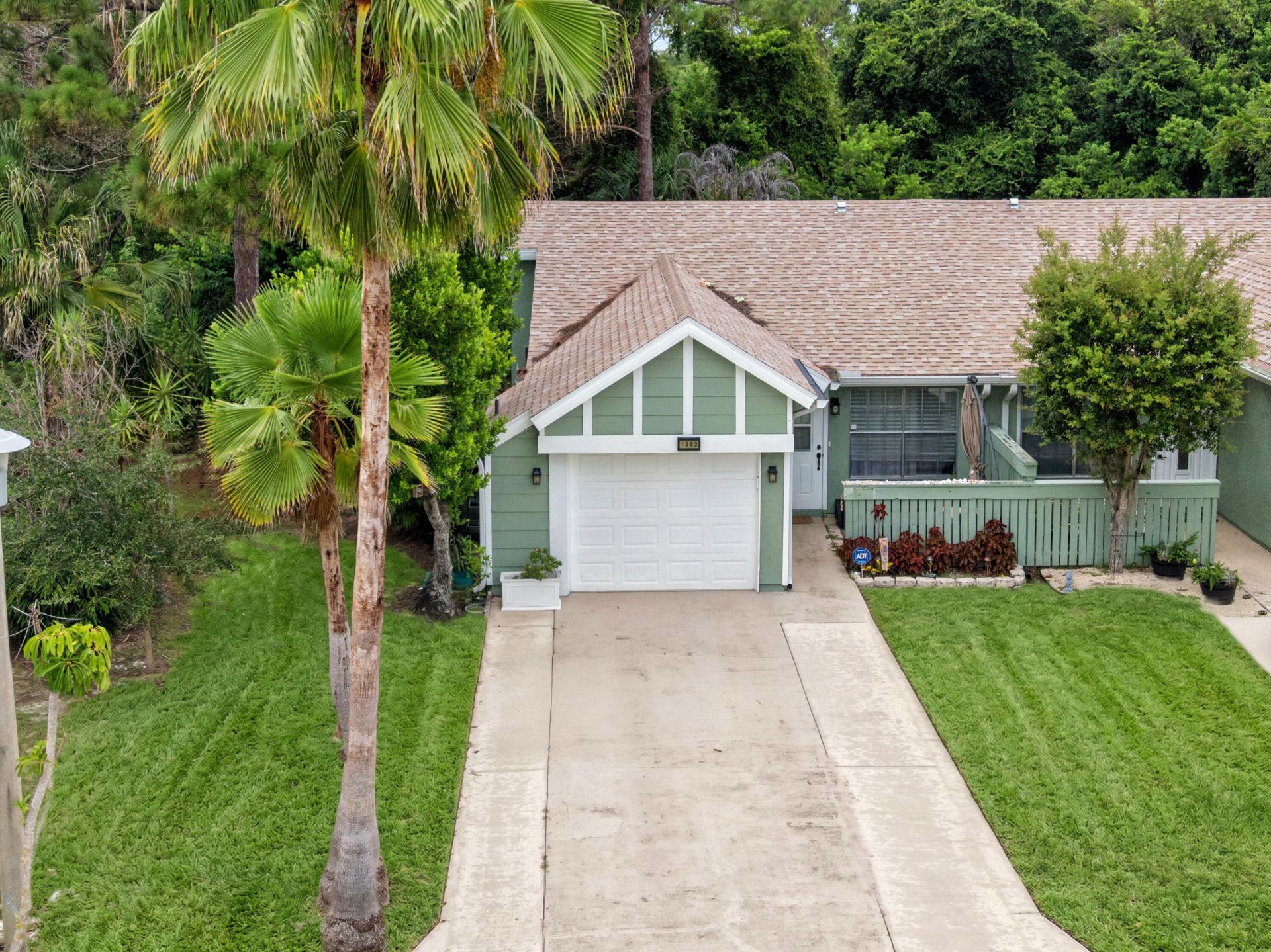 1382 SE Rivergreen Circle, Port Saint Lucie, FL 34952 Photo