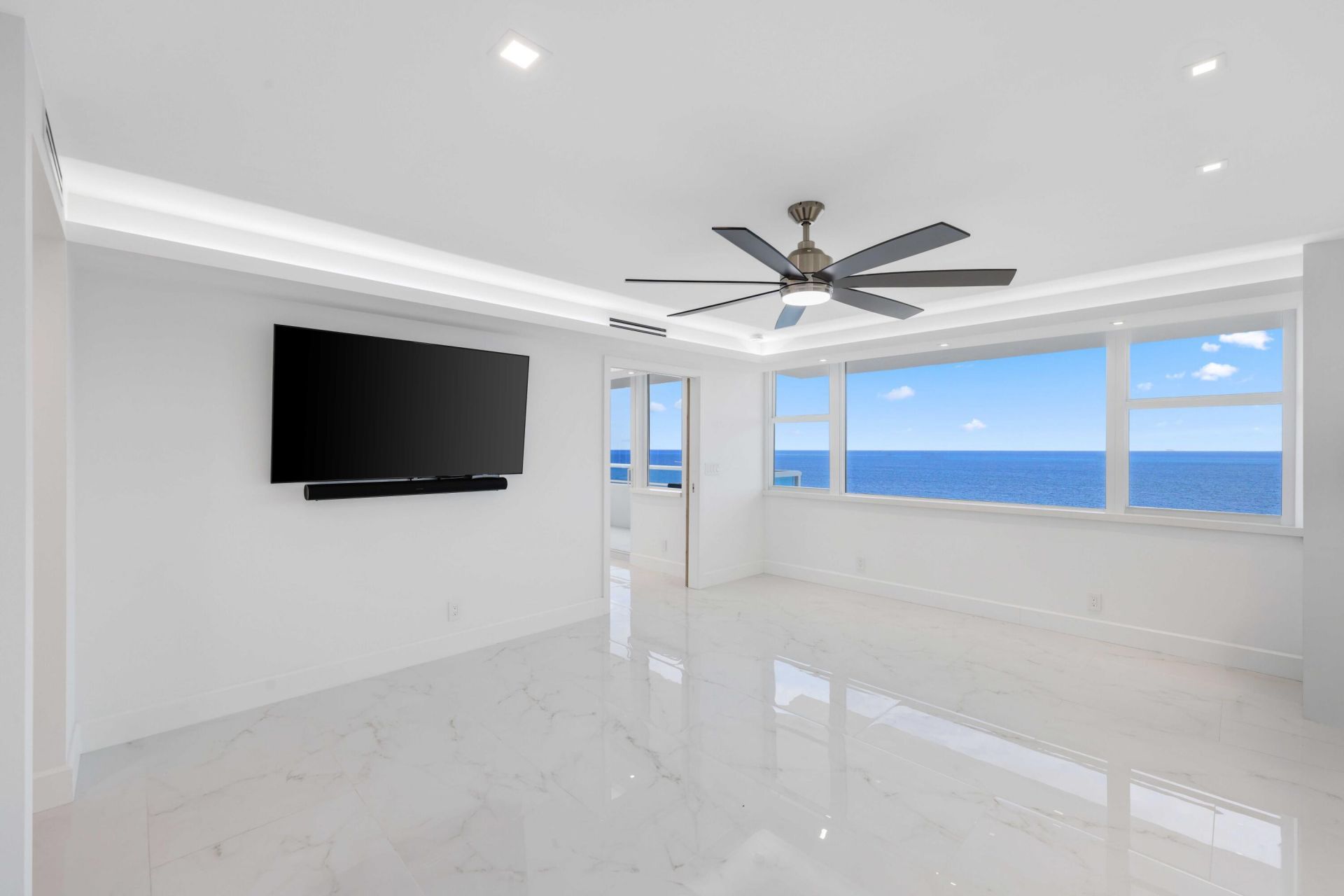 545 S Fort Lauderdale Beach Boulevard, Unit 1701, Fort Lauderdale, FL 33316 Photo