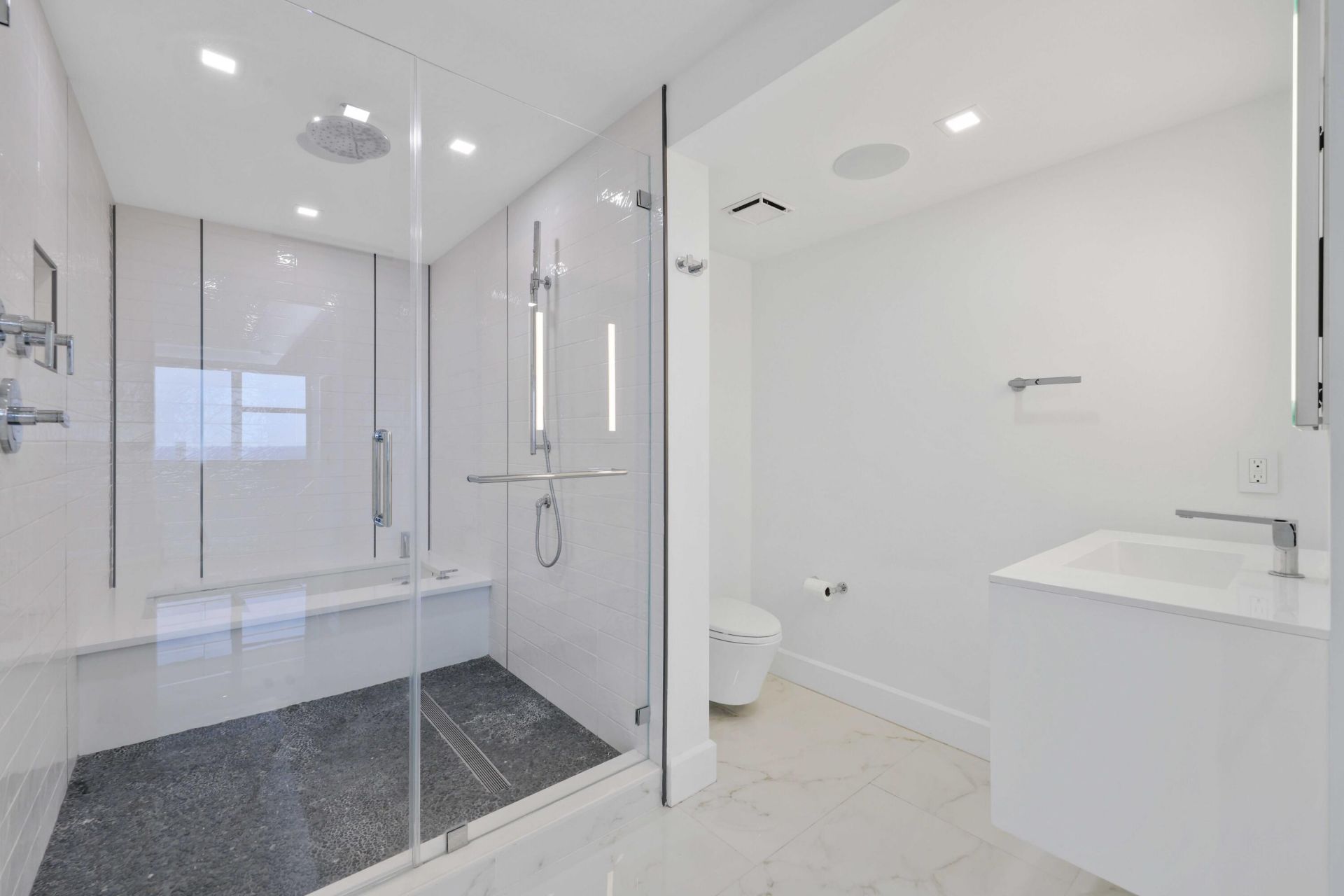 545 S Fort Lauderdale Beach Boulevard, Unit 1701, Fort Lauderdale, FL 33316 Photo
