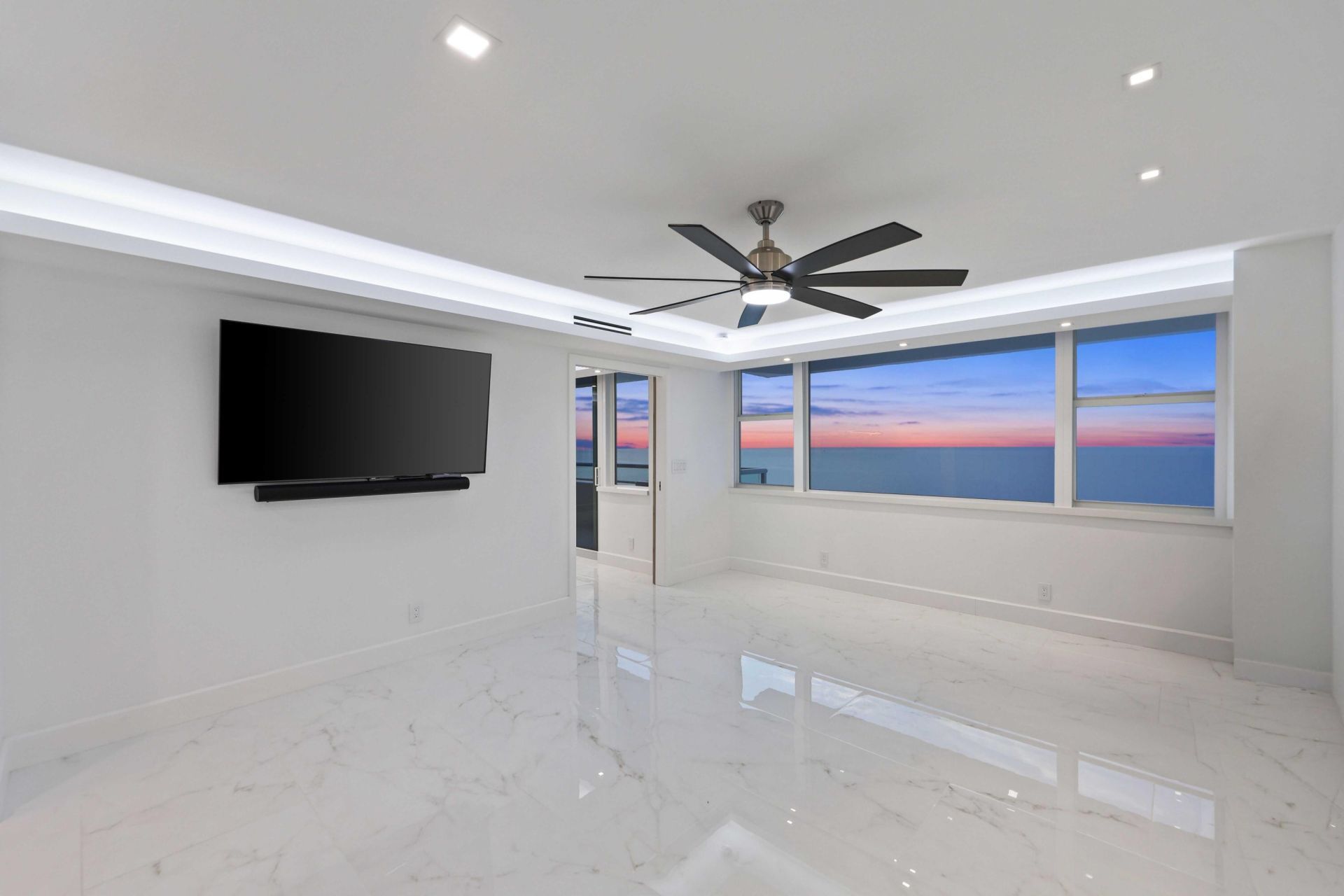 545 S Fort Lauderdale Beach Boulevard, Unit 1701, Fort Lauderdale, FL 33316 Photo
