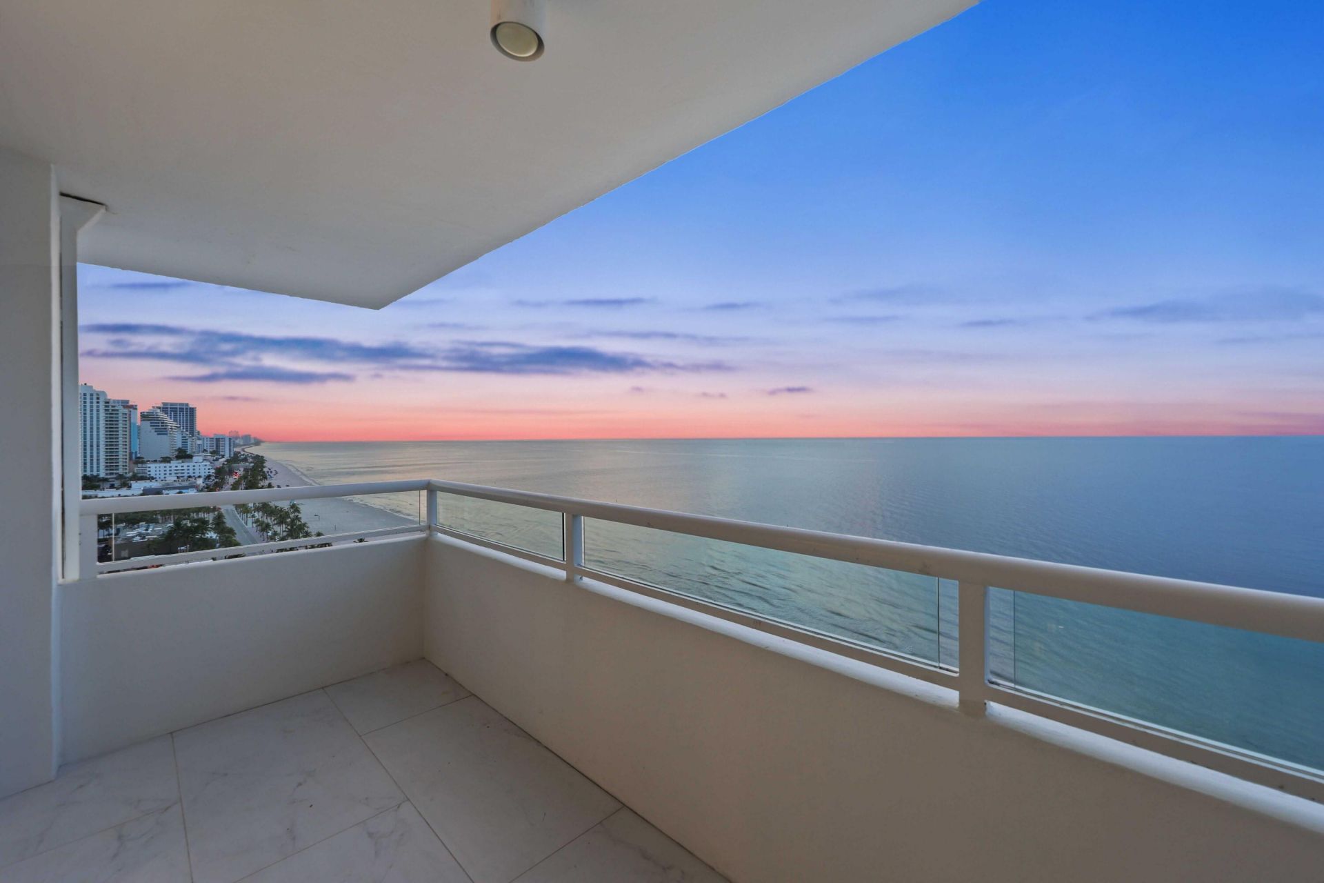 545 S Fort Lauderdale Beach Boulevard, Unit 1701, Fort Lauderdale, FL 33316 Photo