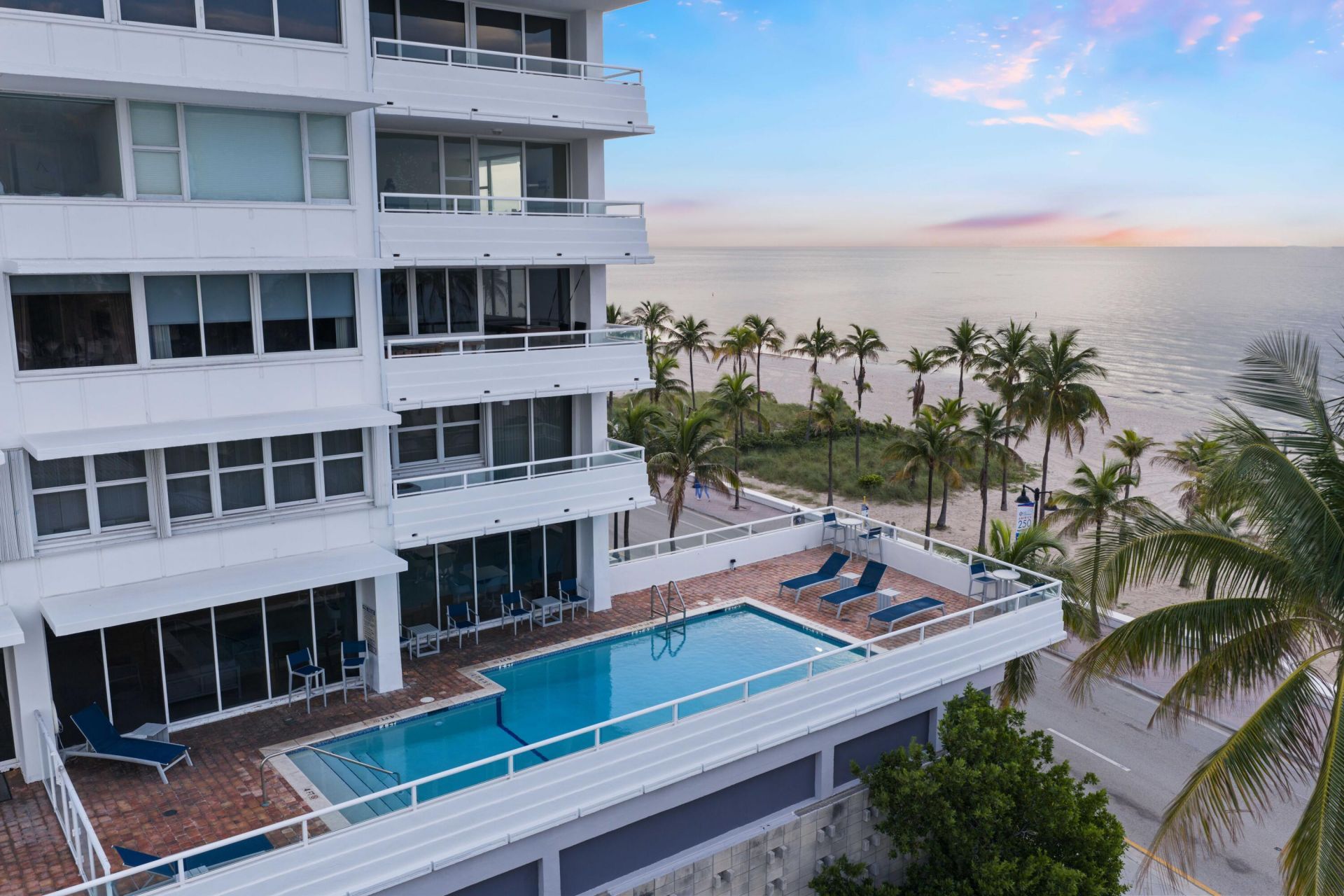545 S Fort Lauderdale Beach Boulevard, Unit 1701, Fort Lauderdale, FL 33316 Photo
