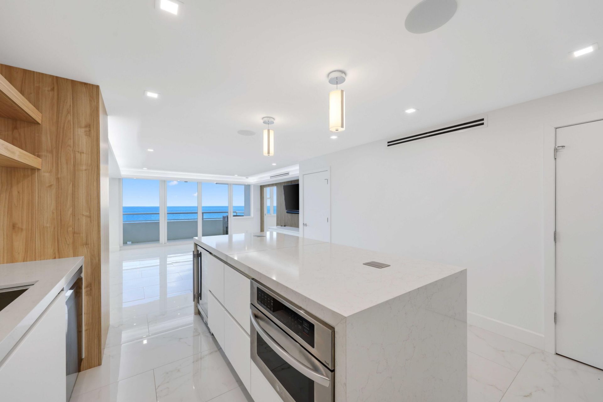 545 S Fort Lauderdale Beach Boulevard, Unit 1701, Fort Lauderdale, FL 33316 Photo