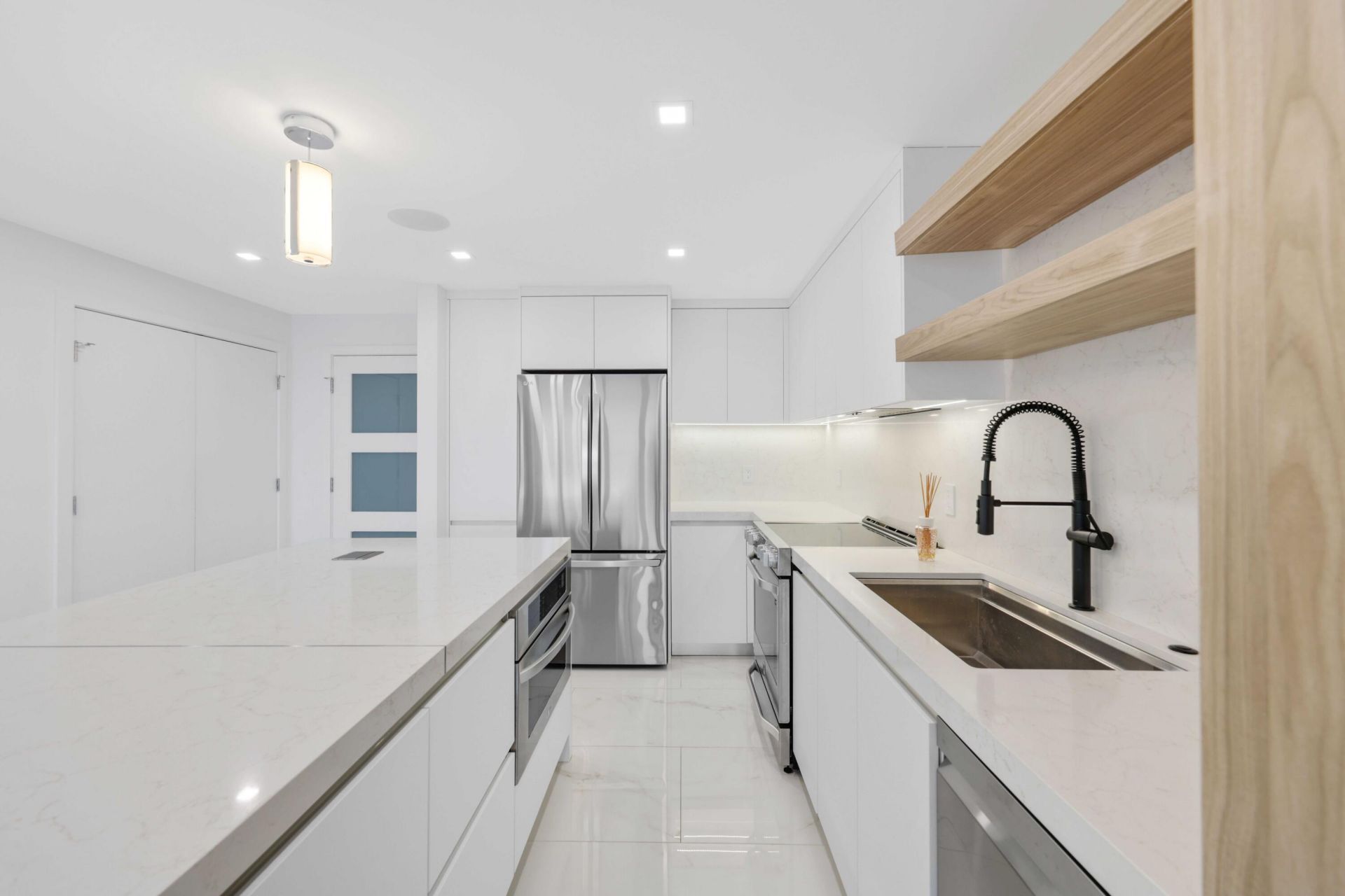 545 S Fort Lauderdale Beach Boulevard, Unit 1701, Fort Lauderdale, FL 33316 Photo
