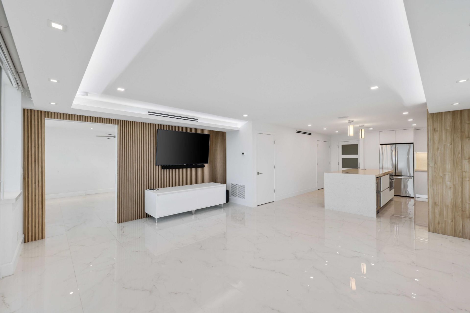 545 S Fort Lauderdale Beach Boulevard, Unit 1701, Fort Lauderdale, FL 33316 Photo