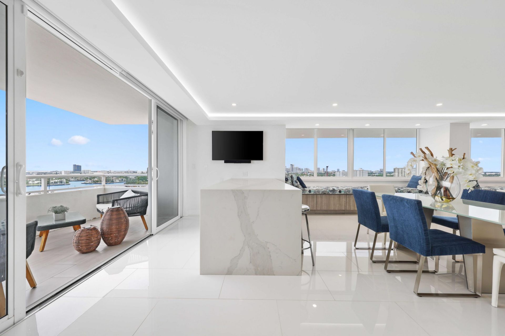 545 S Fort Lauderdale Beach Boulevard, Unit 1703/1704, Fort Lauderdale, FL 33304 Photo