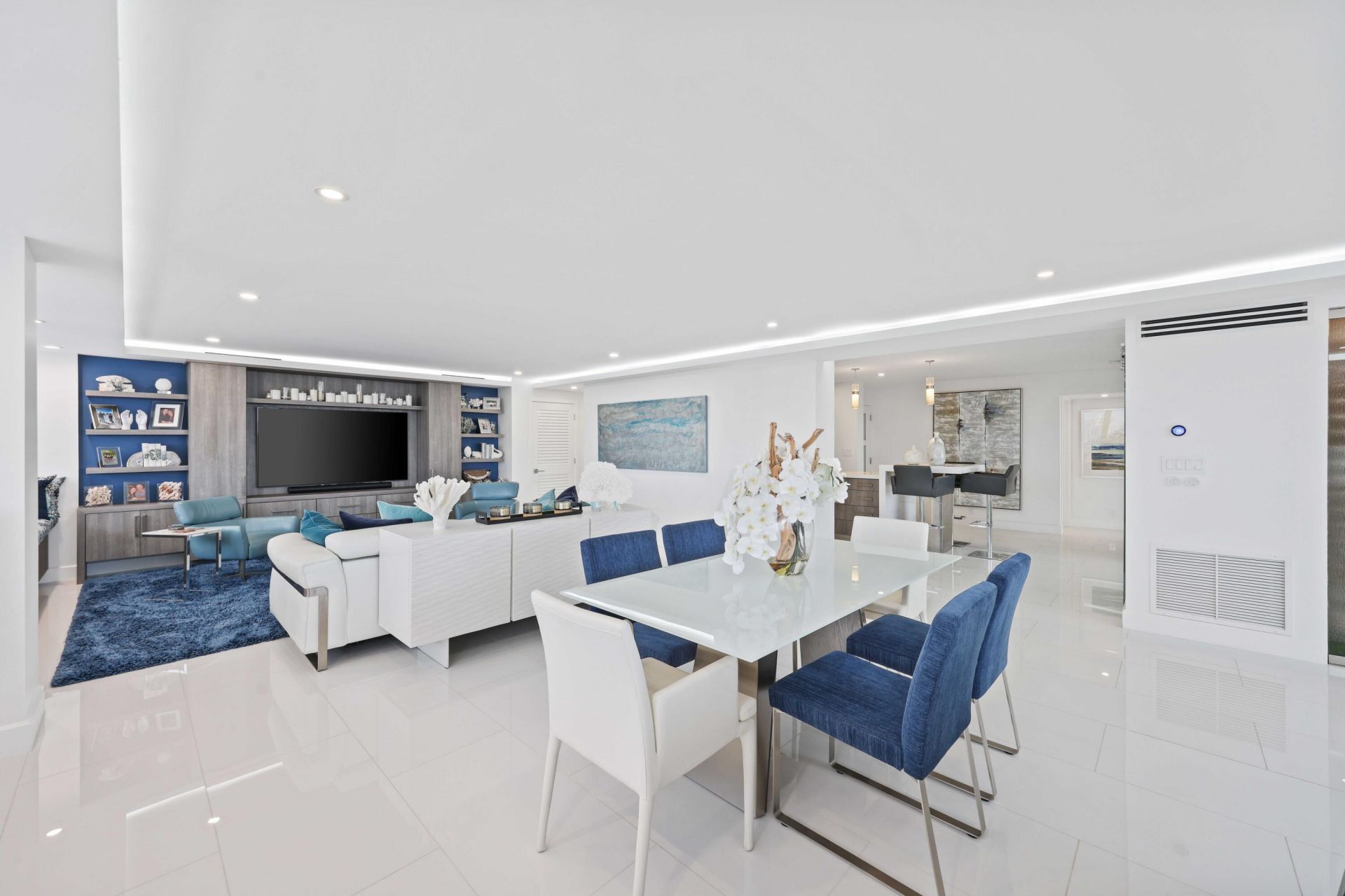545 S Fort Lauderdale Beach Boulevard, Unit 1703/1704, Fort Lauderdale, FL 33304 Photo