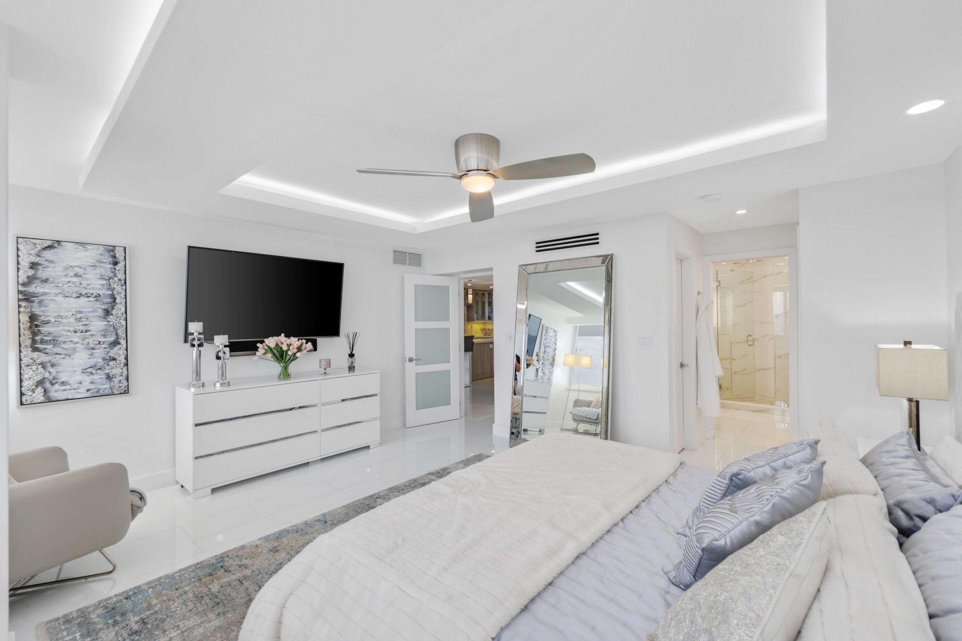 545 S Fort Lauderdale Beach Boulevard, Unit 1703/1704, Fort Lauderdale, FL 33304 Photo