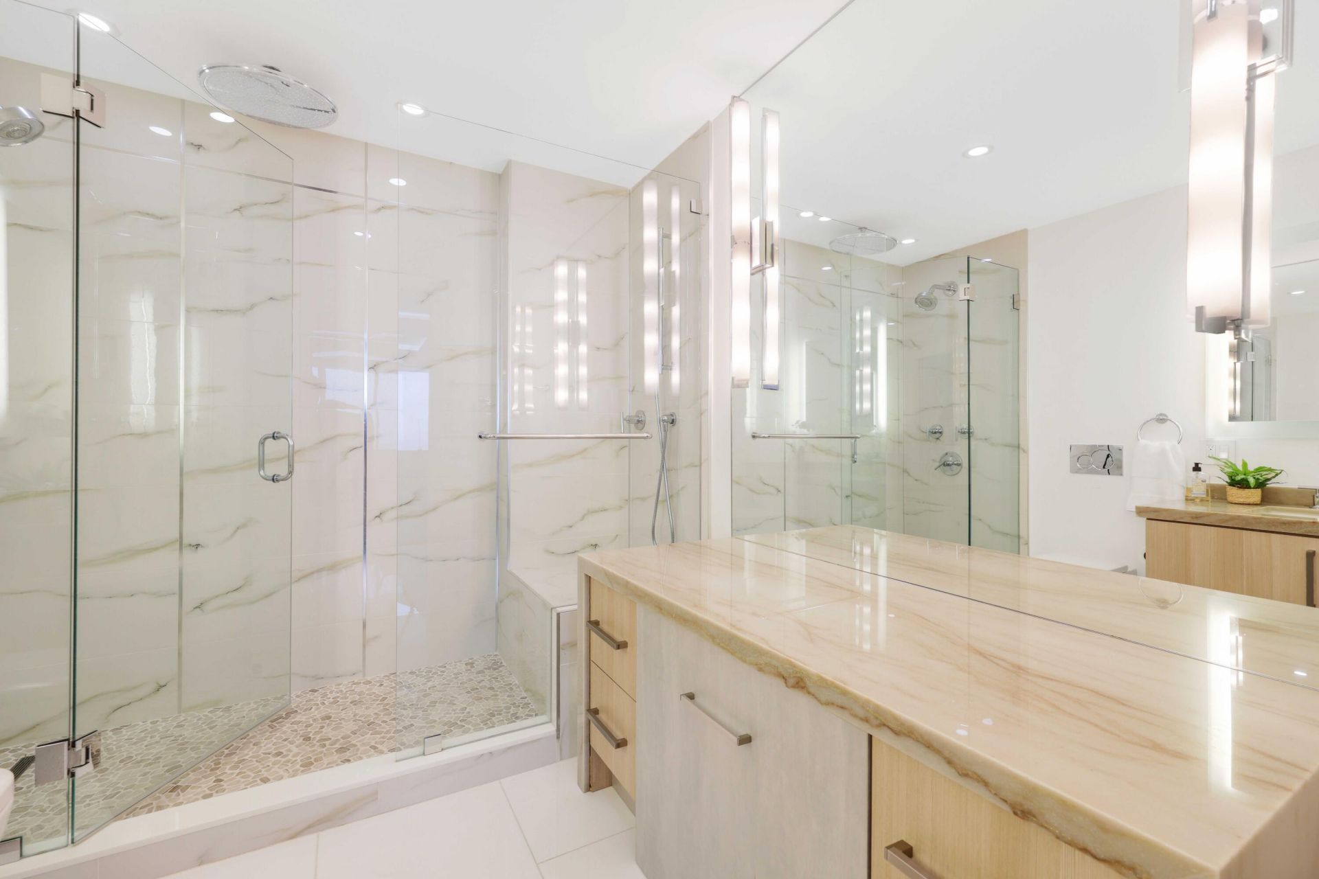 545 S Fort Lauderdale Beach Boulevard, Unit 1703/1704, Fort Lauderdale, FL 33304 Photo