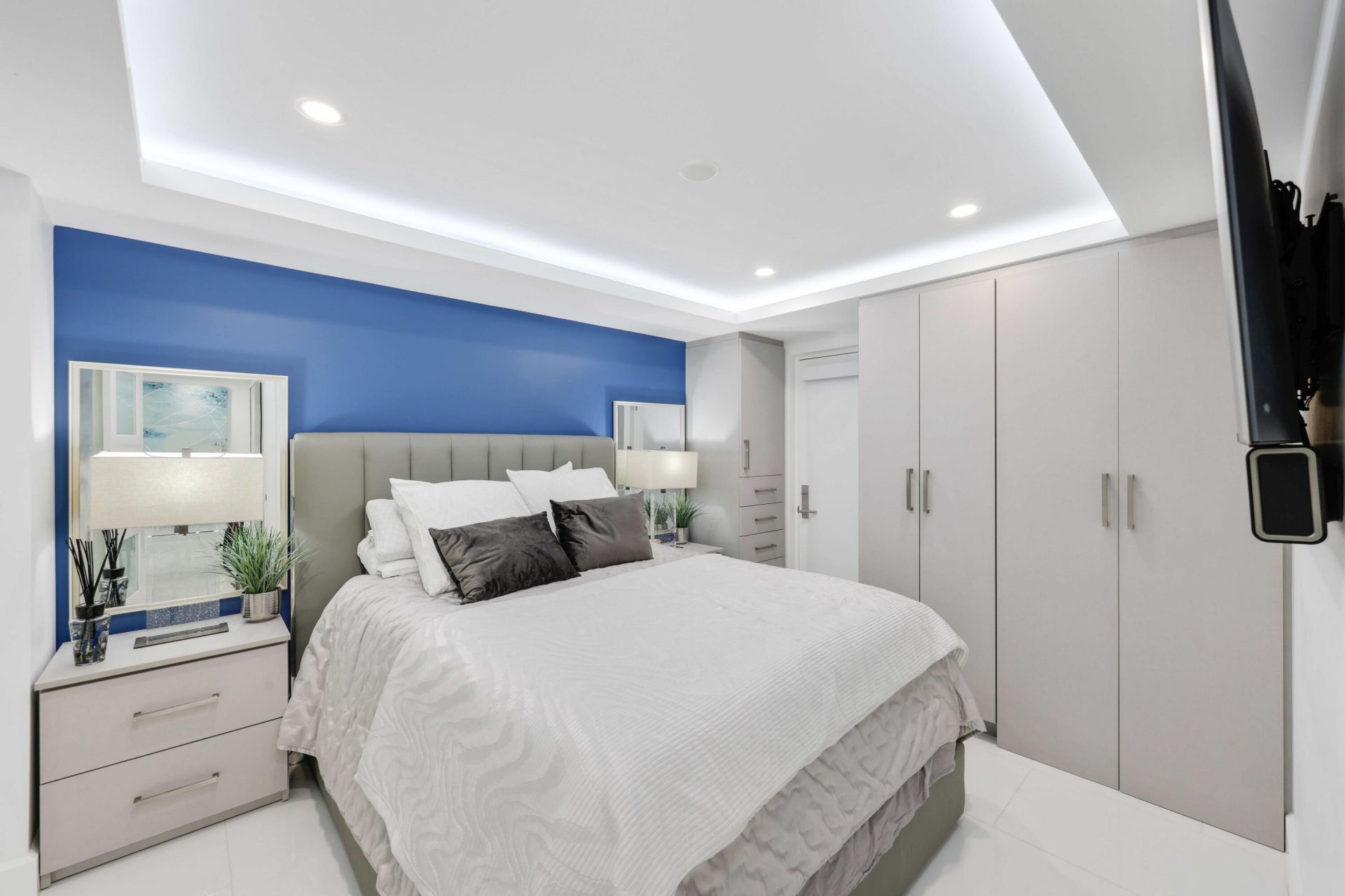 545 S Fort Lauderdale Beach Boulevard, Unit 1703/1704, Fort Lauderdale, FL 33304 Photo