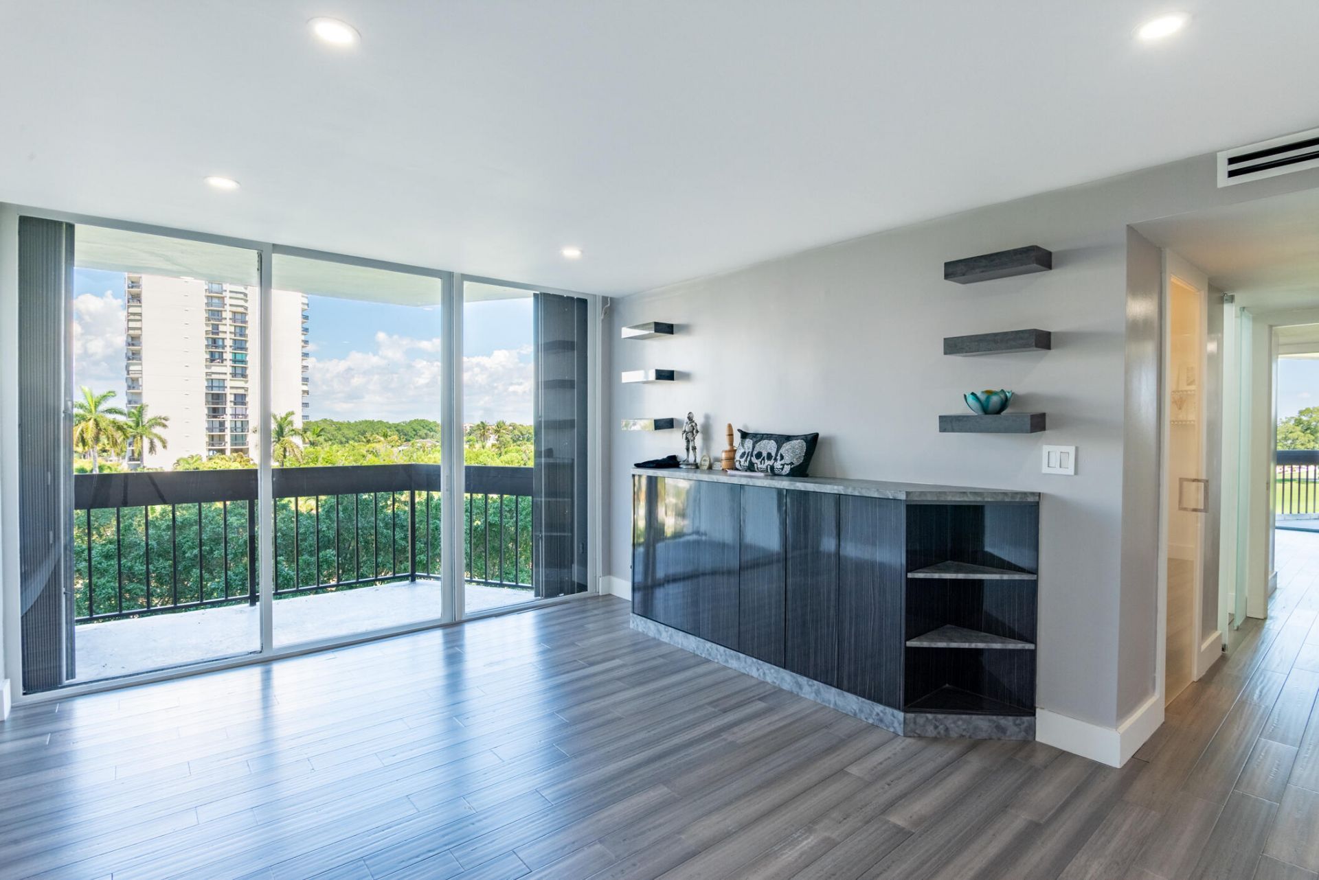 2000 Presidential Way, Unit 501, West Palm Beach, FL 33401 Photo
