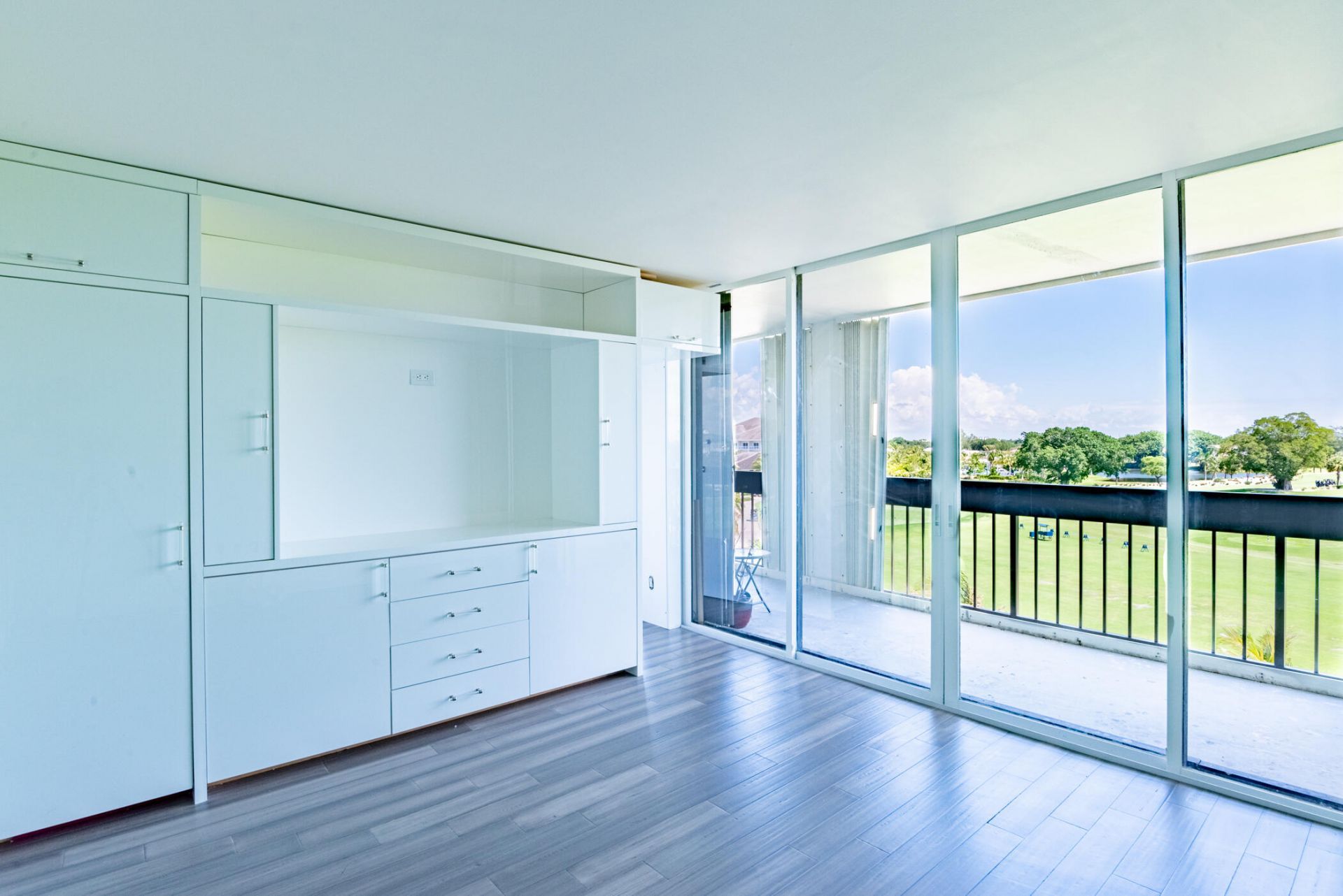 2000 Presidential Way, Unit 501, West Palm Beach, FL 33401 Photo