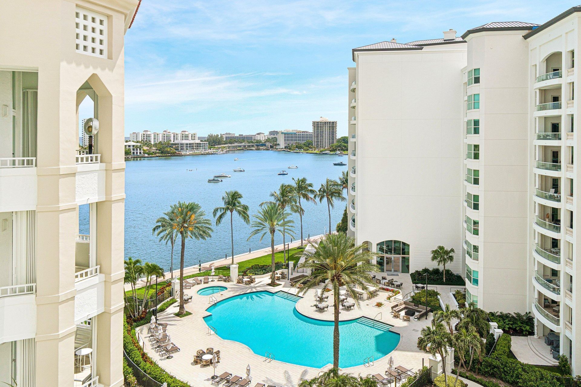 300 SE 5th Avenue, Unit PH 8120, Boca Raton, FL 33432 Photo