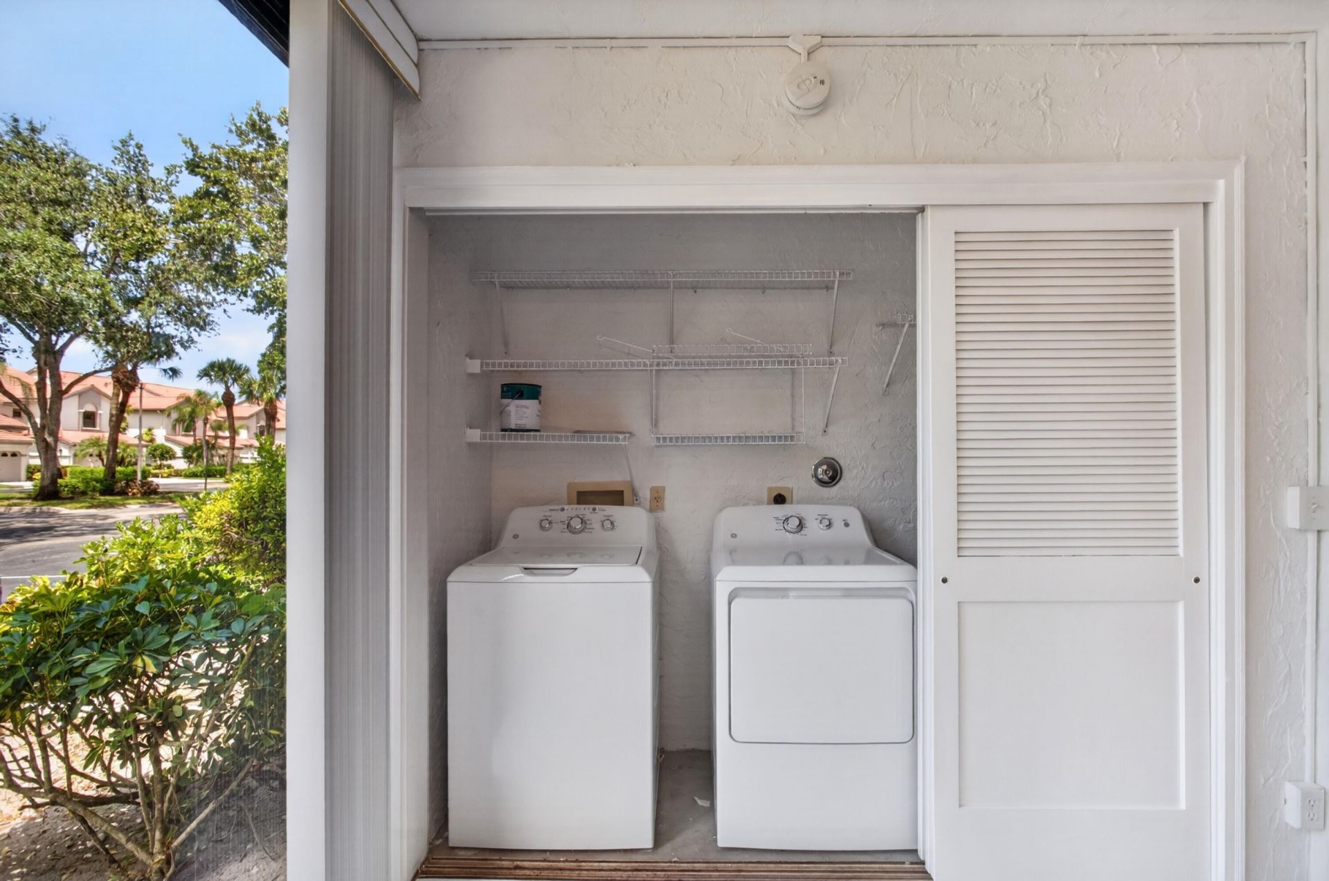 5283 Europa Drive, Unit D, Boynton Beach, FL 33437 Photo