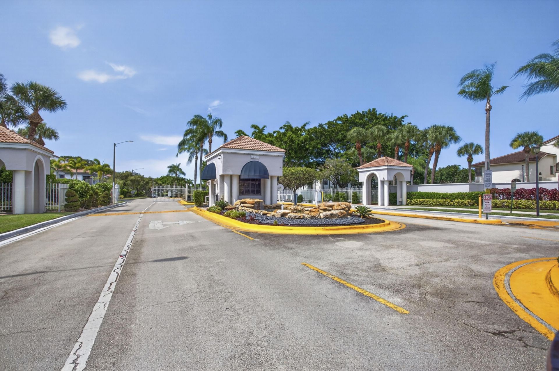 5283 Europa Drive, Unit D, Boynton Beach, FL 33437 Photo
