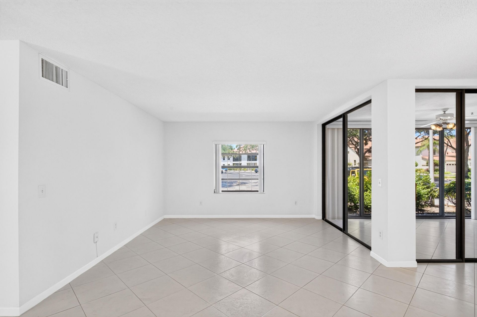 5283 Europa Drive, Unit D, Boynton Beach, FL 33437 Photo