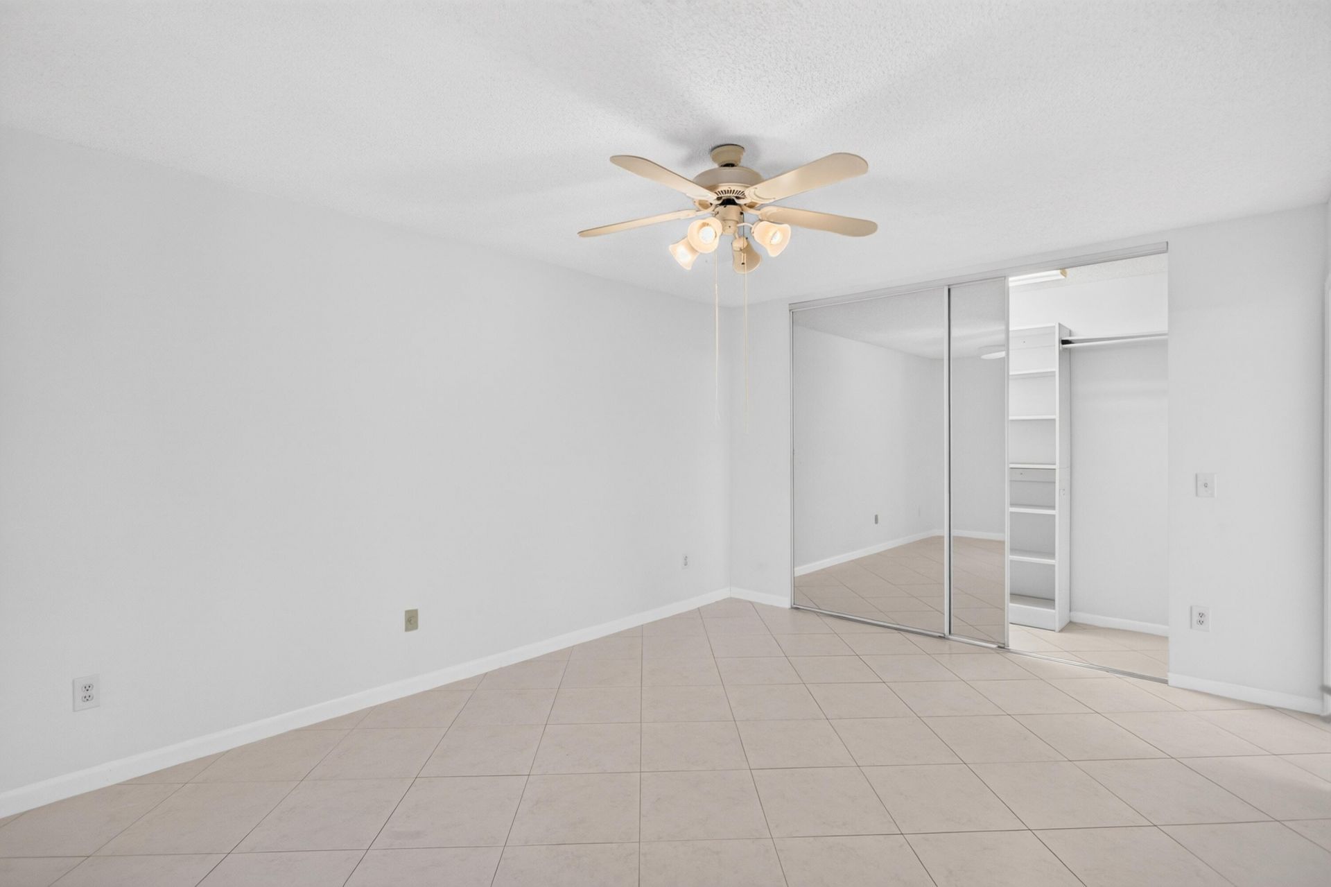 5283 Europa Drive, Unit D, Boynton Beach, FL 33437 Photo