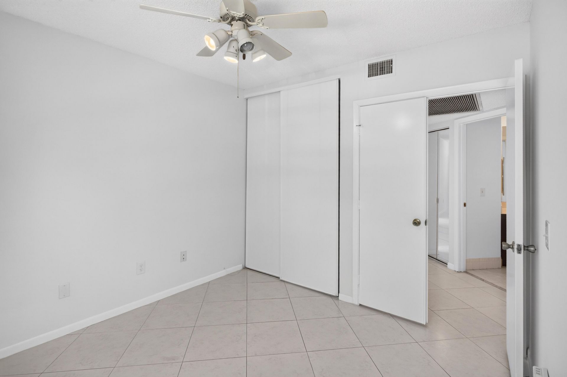 5283 Europa Drive, Unit D, Boynton Beach, FL 33437 Photo