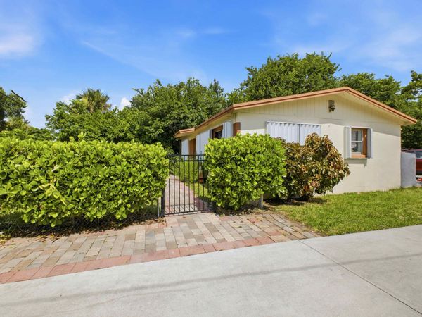 4626 SCHALL Road, Schall Circle, FL 33409