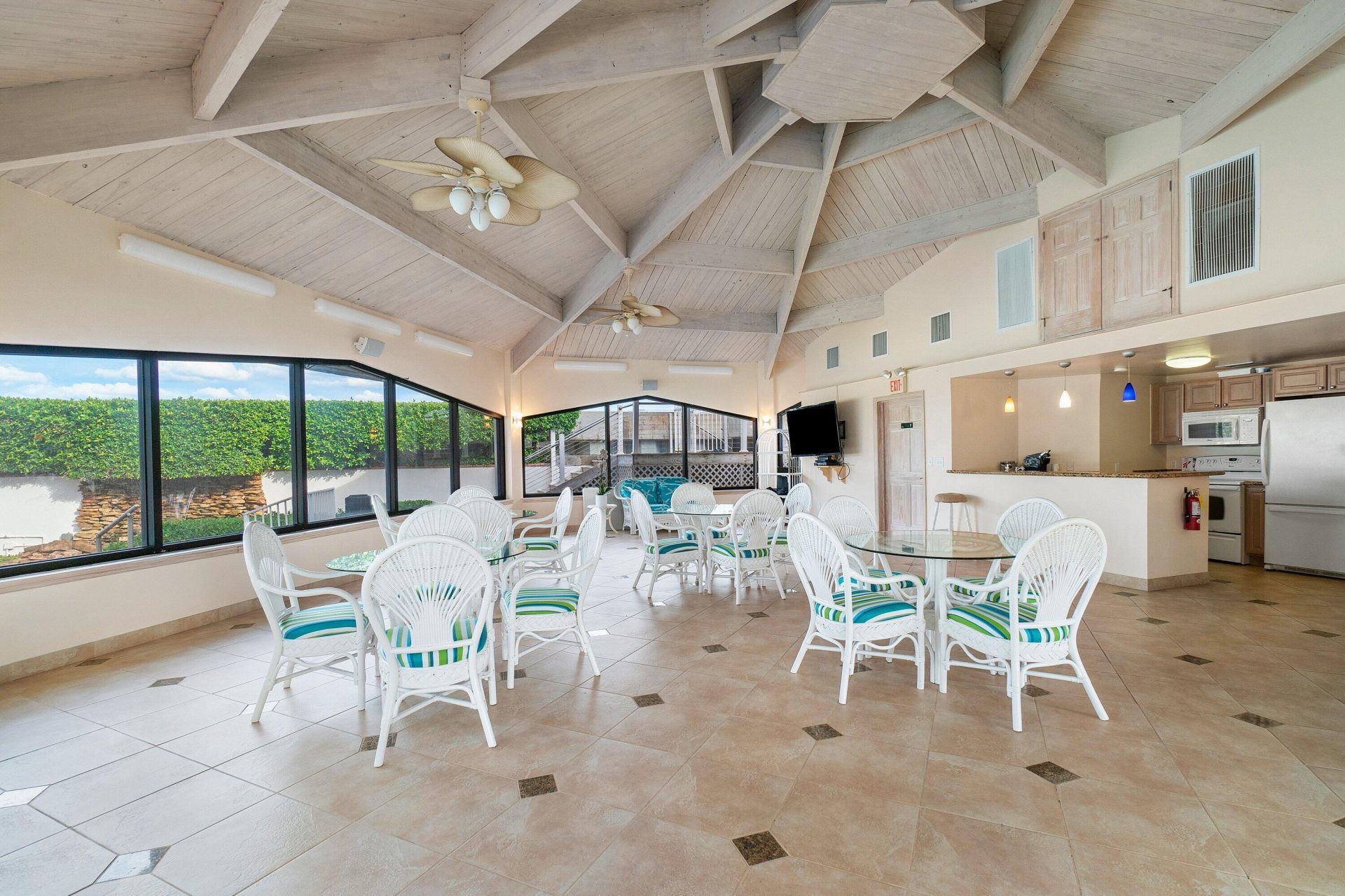 3589 S Ocean Boulevard, Unit 703, South Palm Beach, FL 33480 Photo