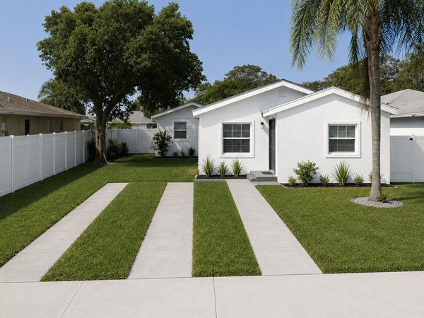 706 NW 1ST Street, Unit 1-2, Delray Beach, FL 33444