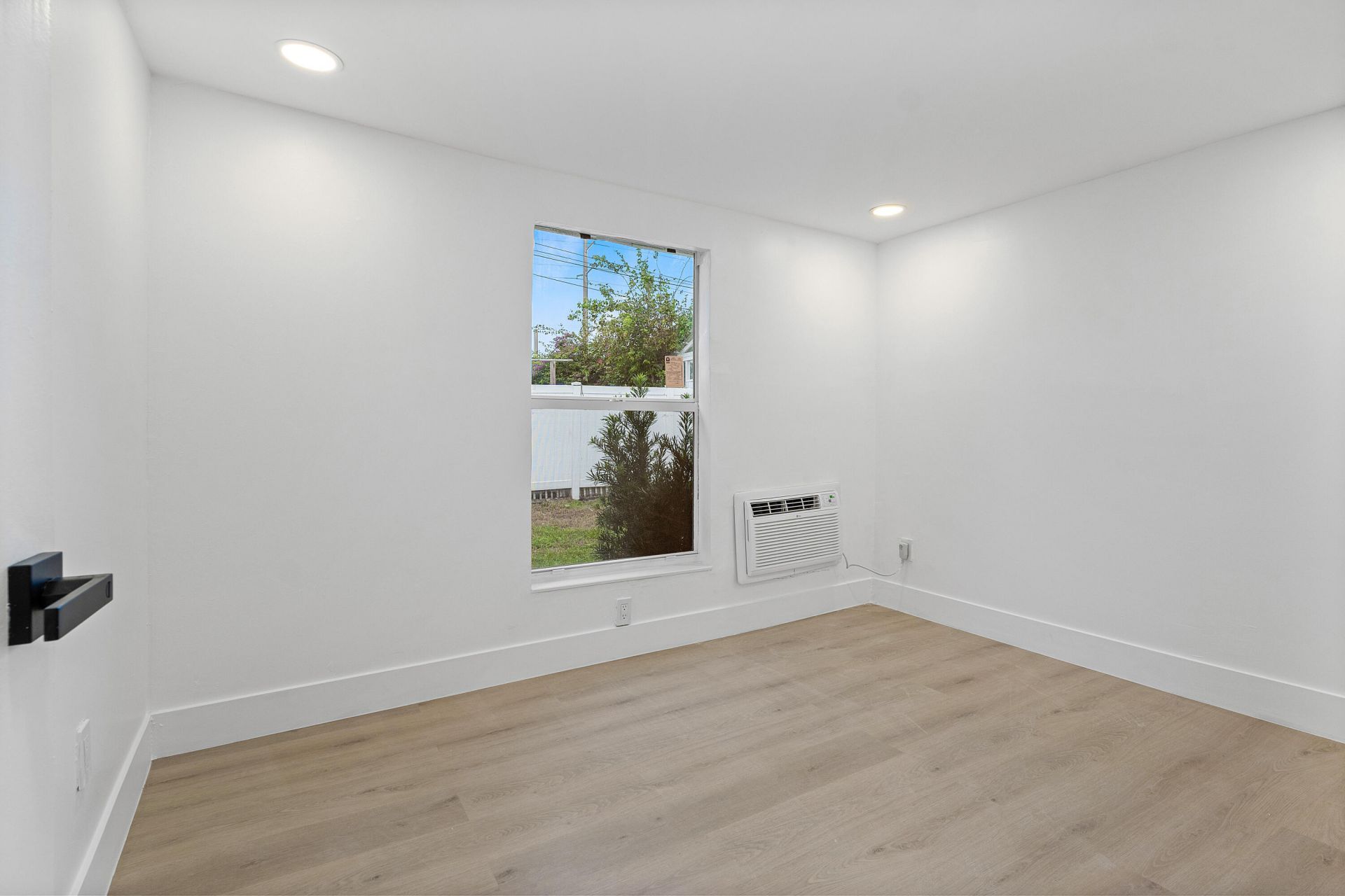 107 SW 4th Avenue, Delray Beach, FL 33444 Photo