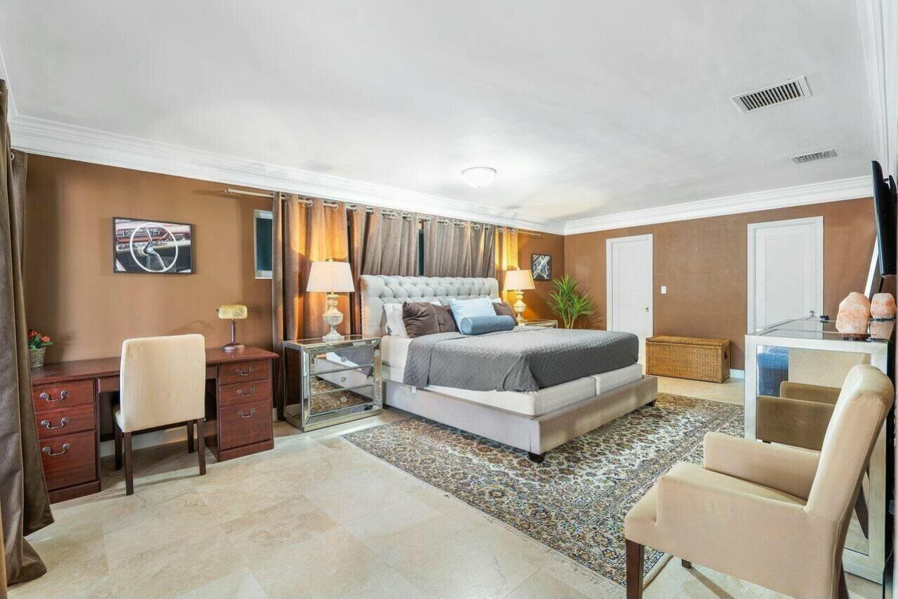 41 Castle Harbor Isle Drive, Fort Lauderdale, FL 33308 Photo