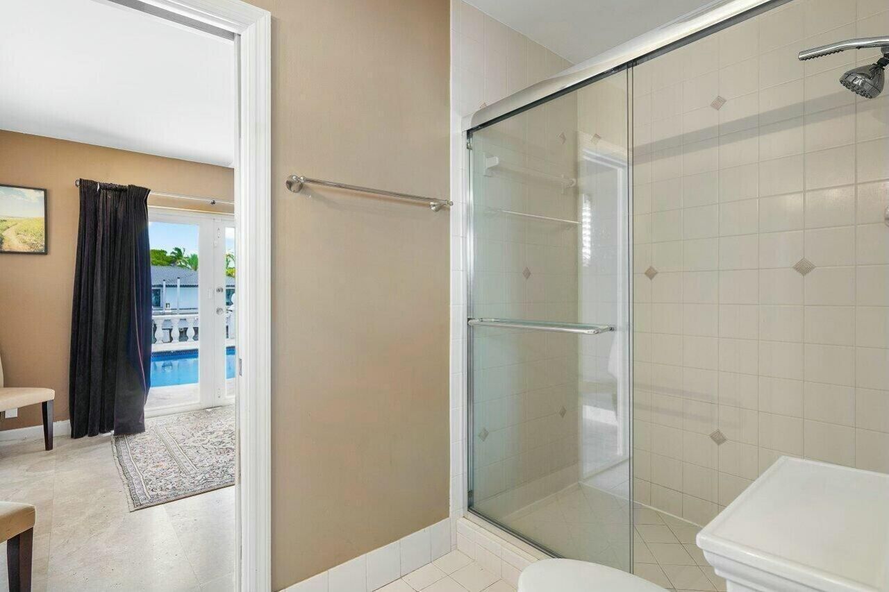 41 Castle Harbor Isle Drive, Fort Lauderdale, FL 33308 Photo